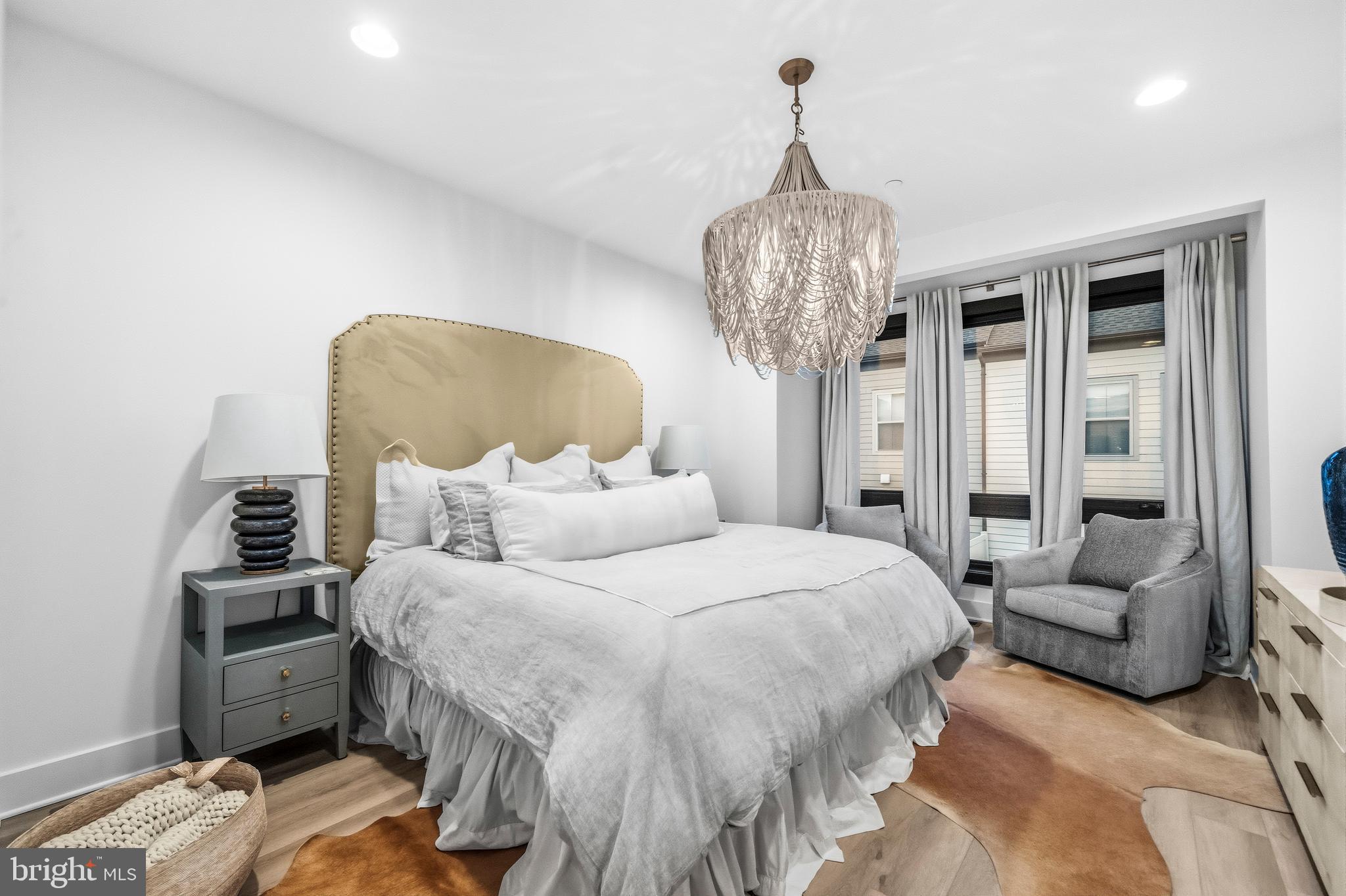 THE GROVE - Residential