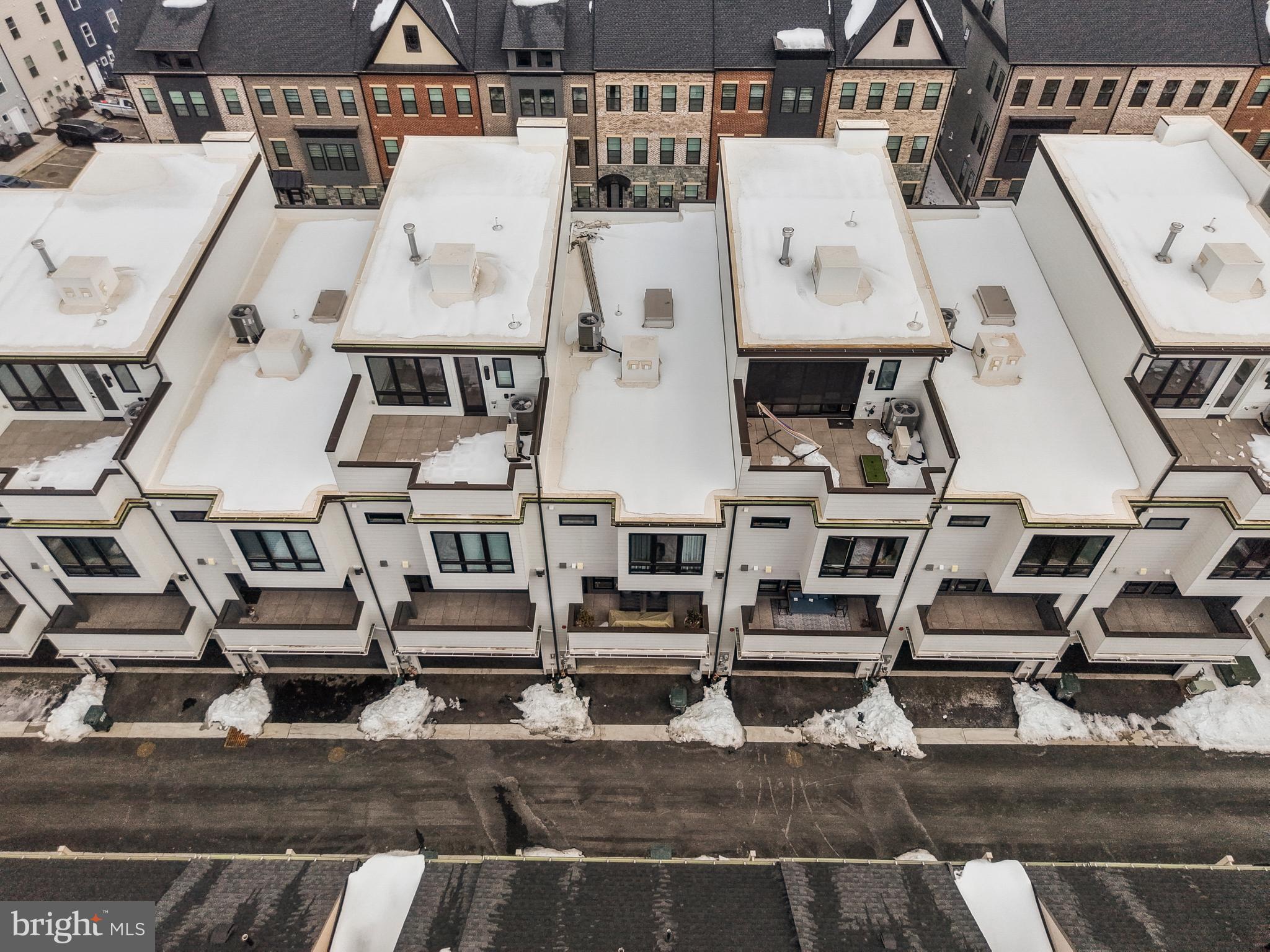 THE GROVE - Residential