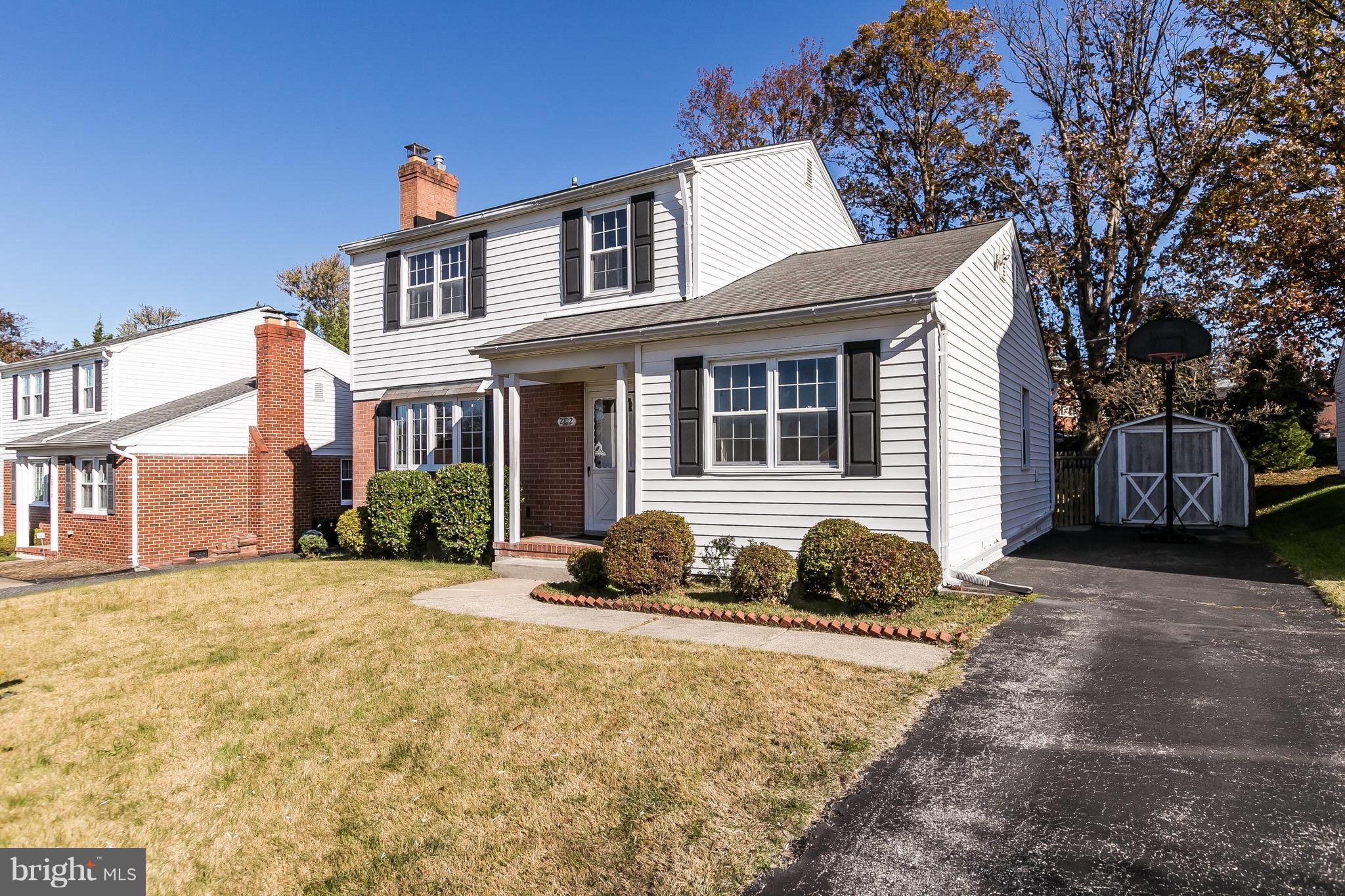 LILLIAN ESTATES - Residential