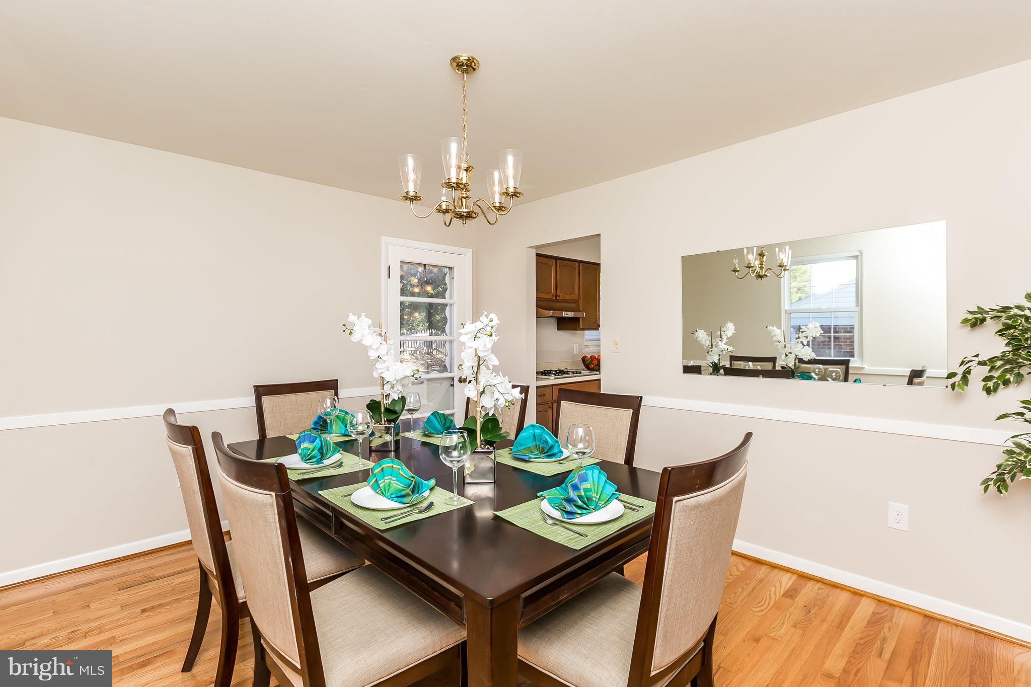 LILLIAN ESTATES - Residential