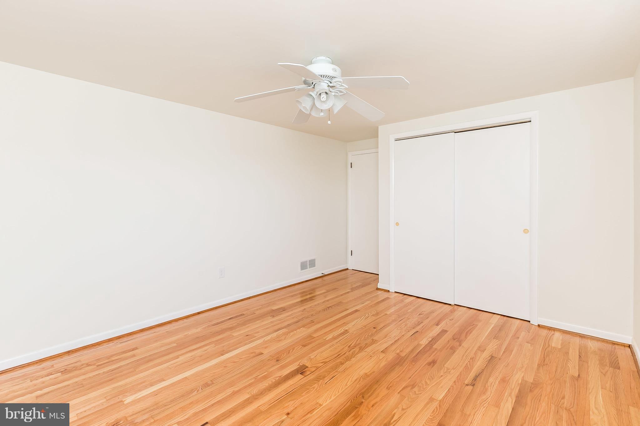 LILLIAN ESTATES - Residential