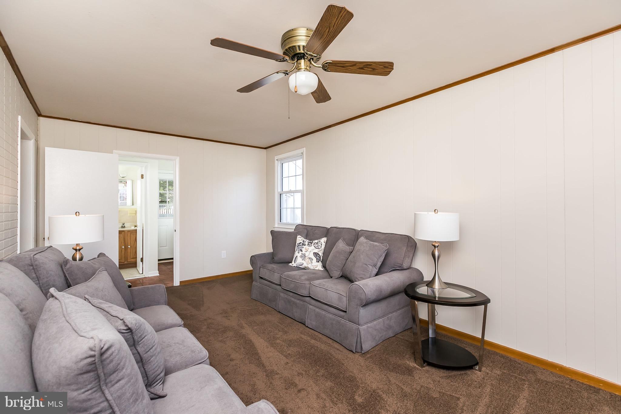 LILLIAN ESTATES - Residential