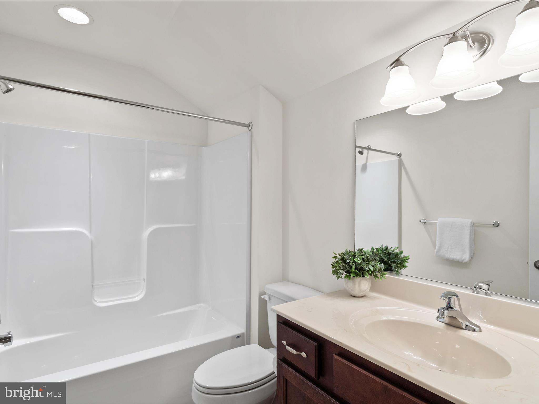 WEST HARBOR VILLAGE - Residential