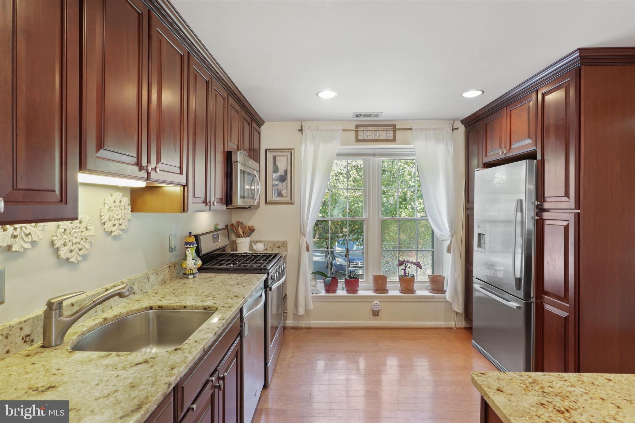 HAYFIELD VIEW - Residential