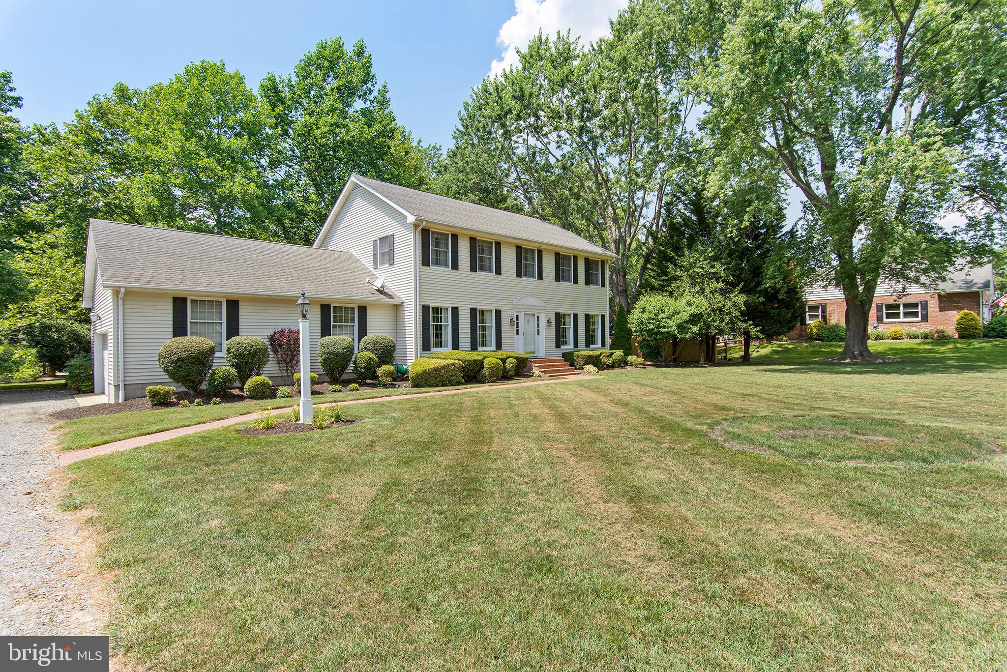 COUNTRY CLUB ESTATES ADD - Residential