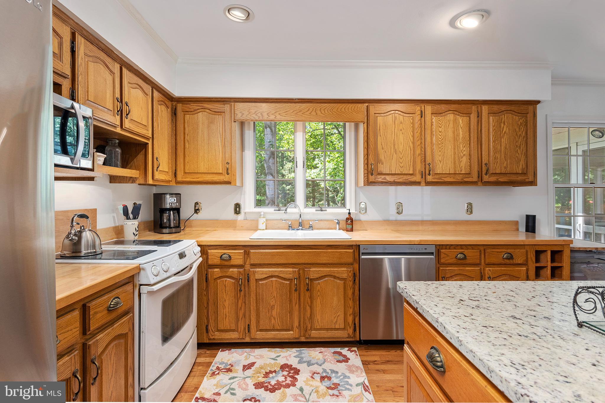 COUNTRY CLUB ESTATES ADD - Residential