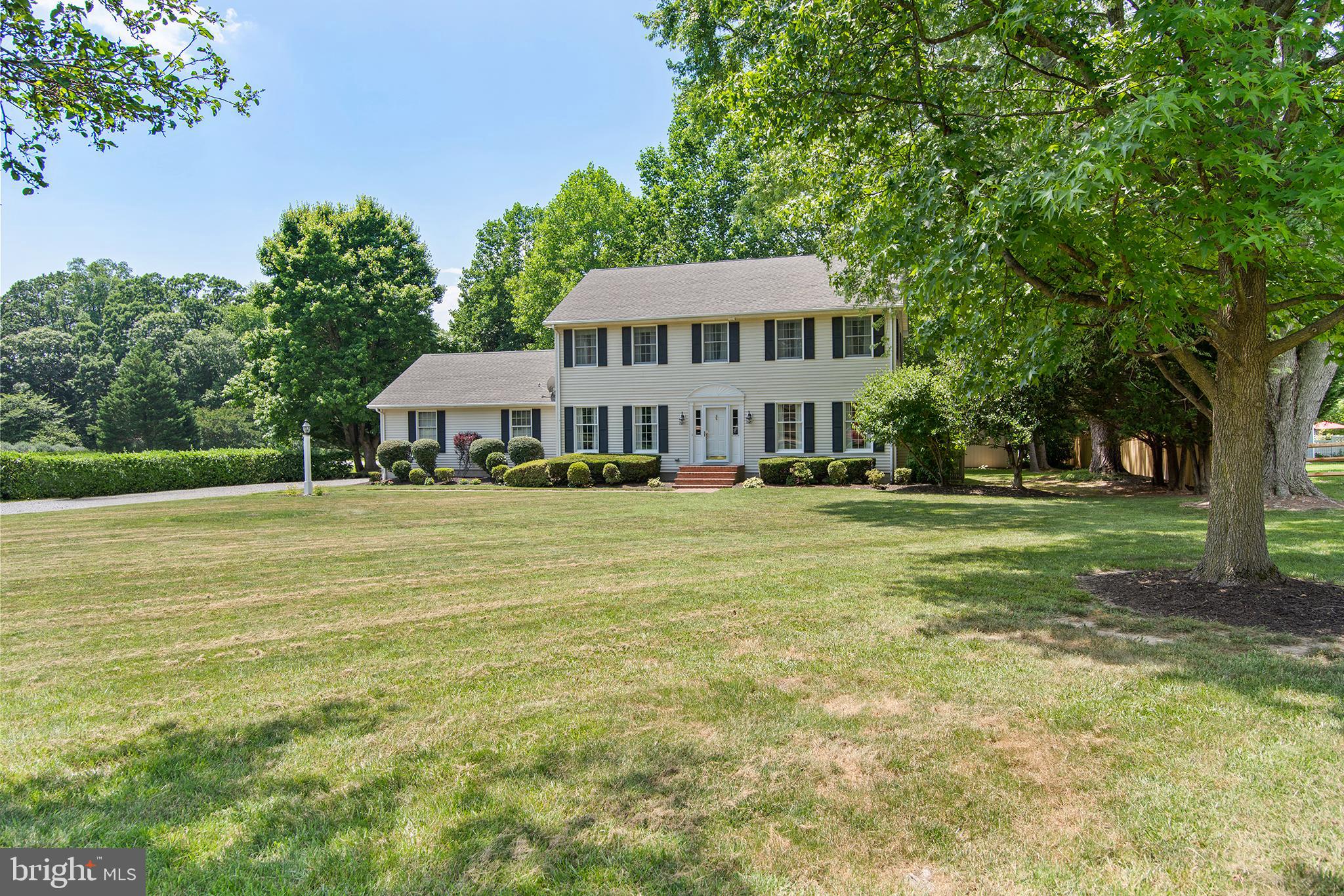 COUNTRY CLUB ESTATES ADD - Residential