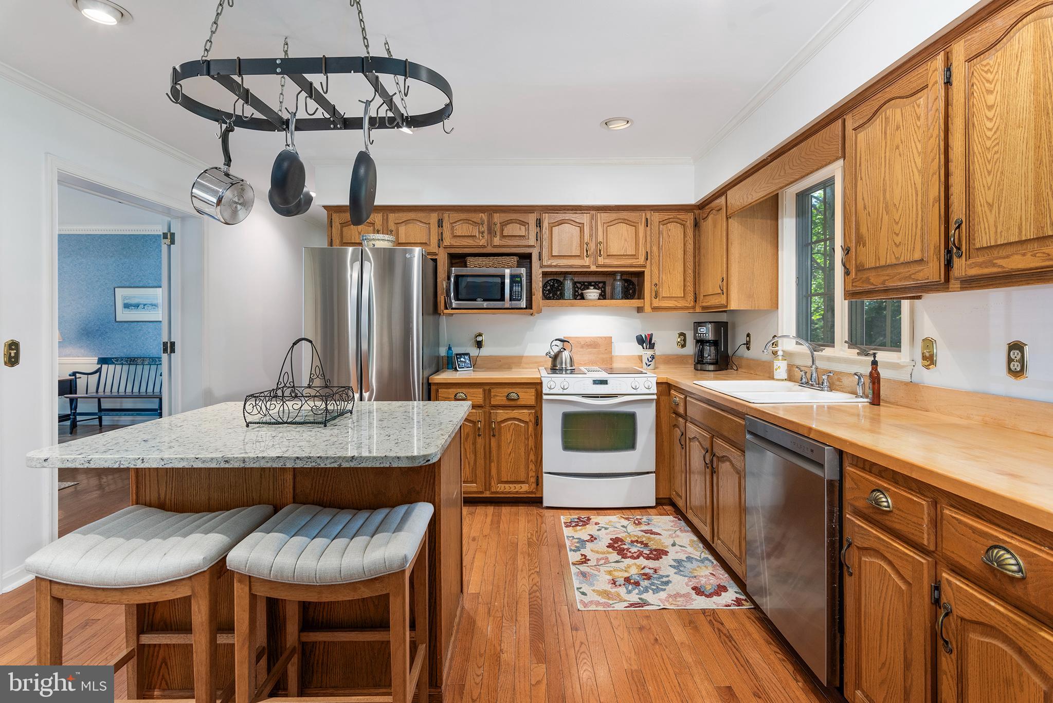 7682 WATERVIEW LANE
