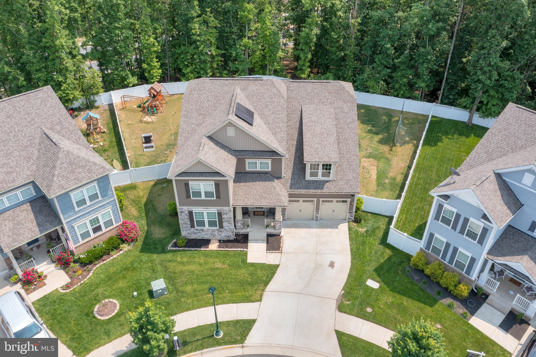 552 GLADIOLA WAY