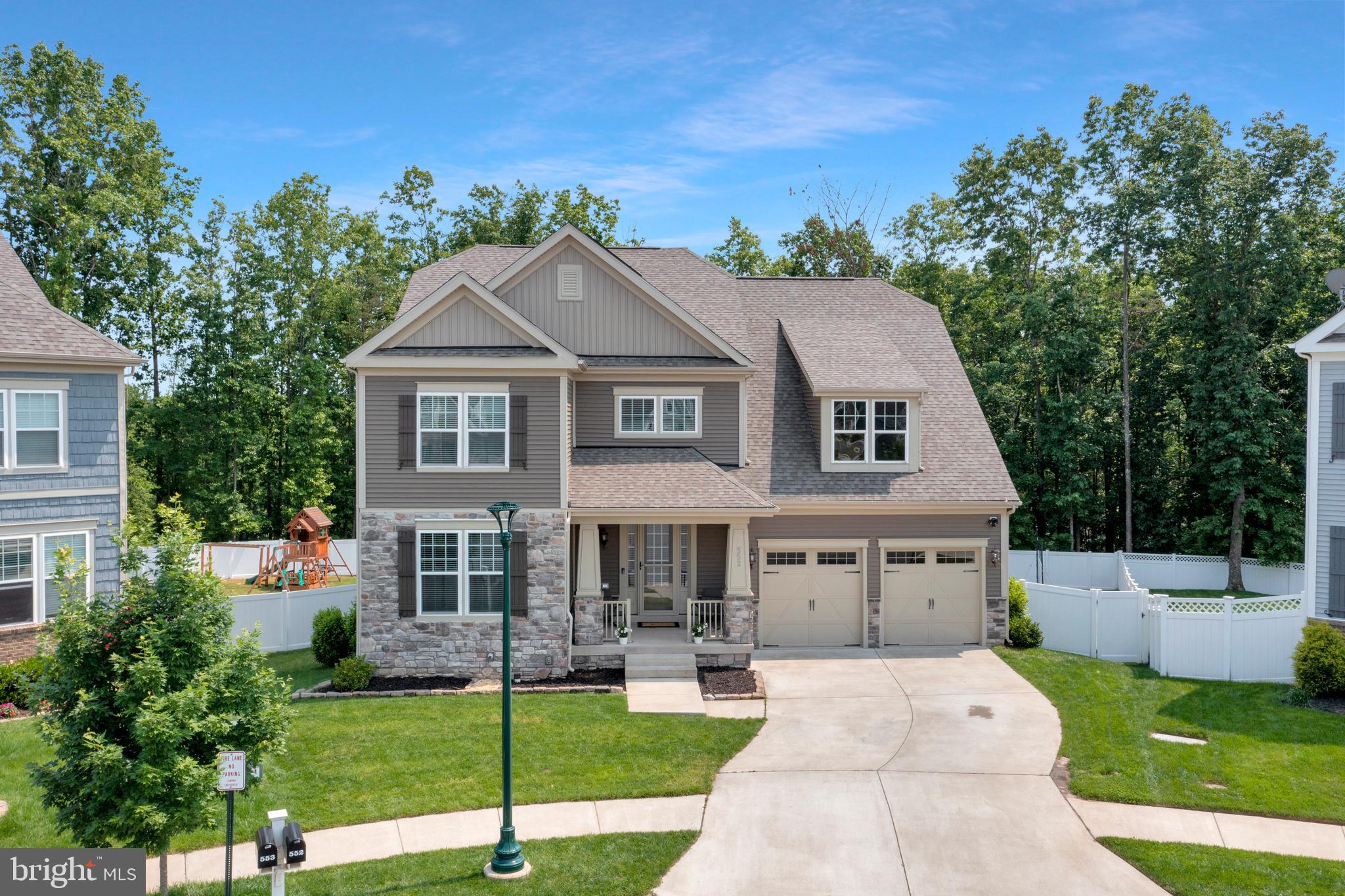 552 GLADIOLA WAY
