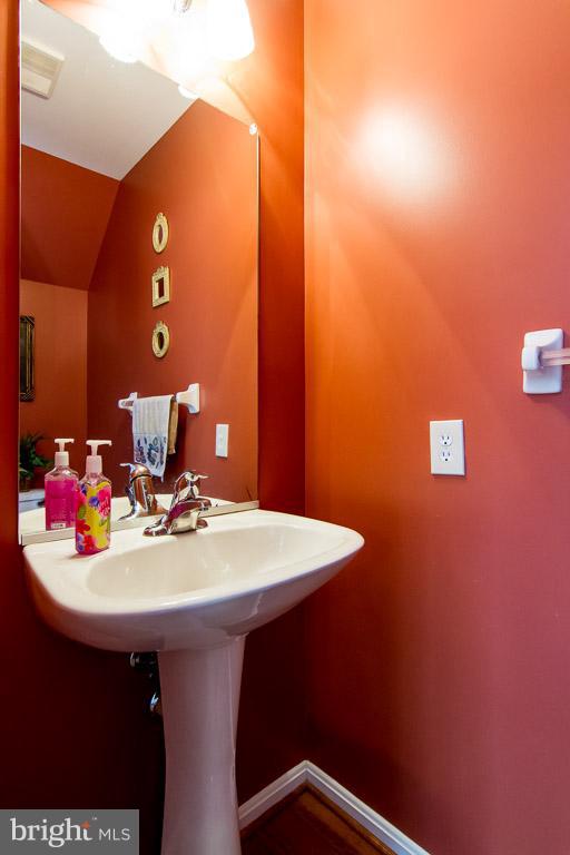 BRIGHTWOOD FOREST - Residential Lease