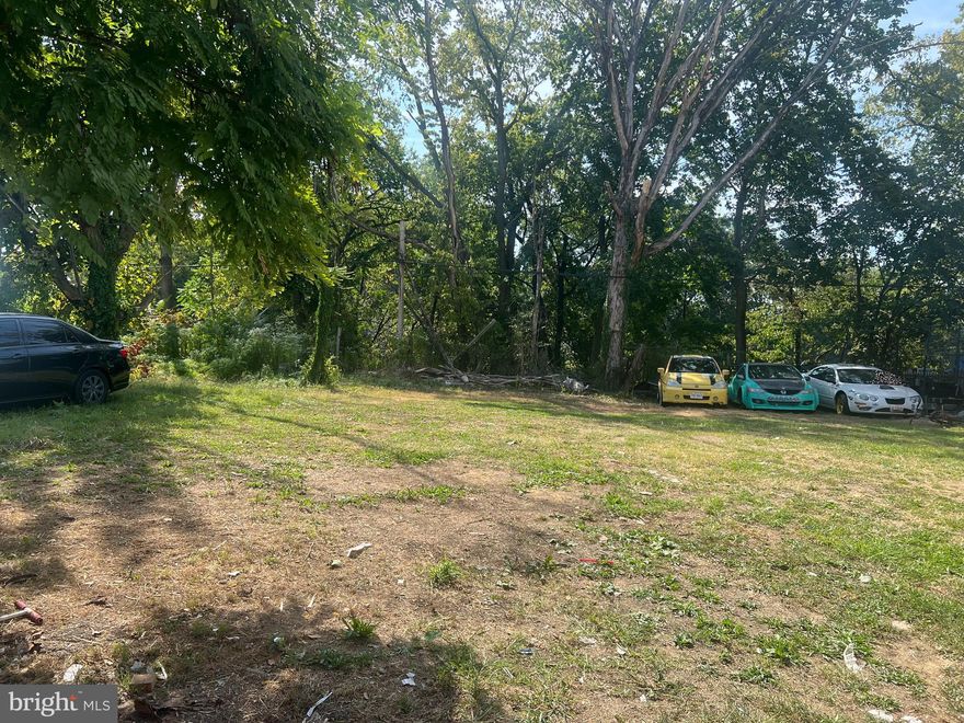 Vacant Lot(s) for Sale. Can be sold with adjoining lots 1185, 1193, 1195, 1197, 1199, 1201, 1203, and 1205