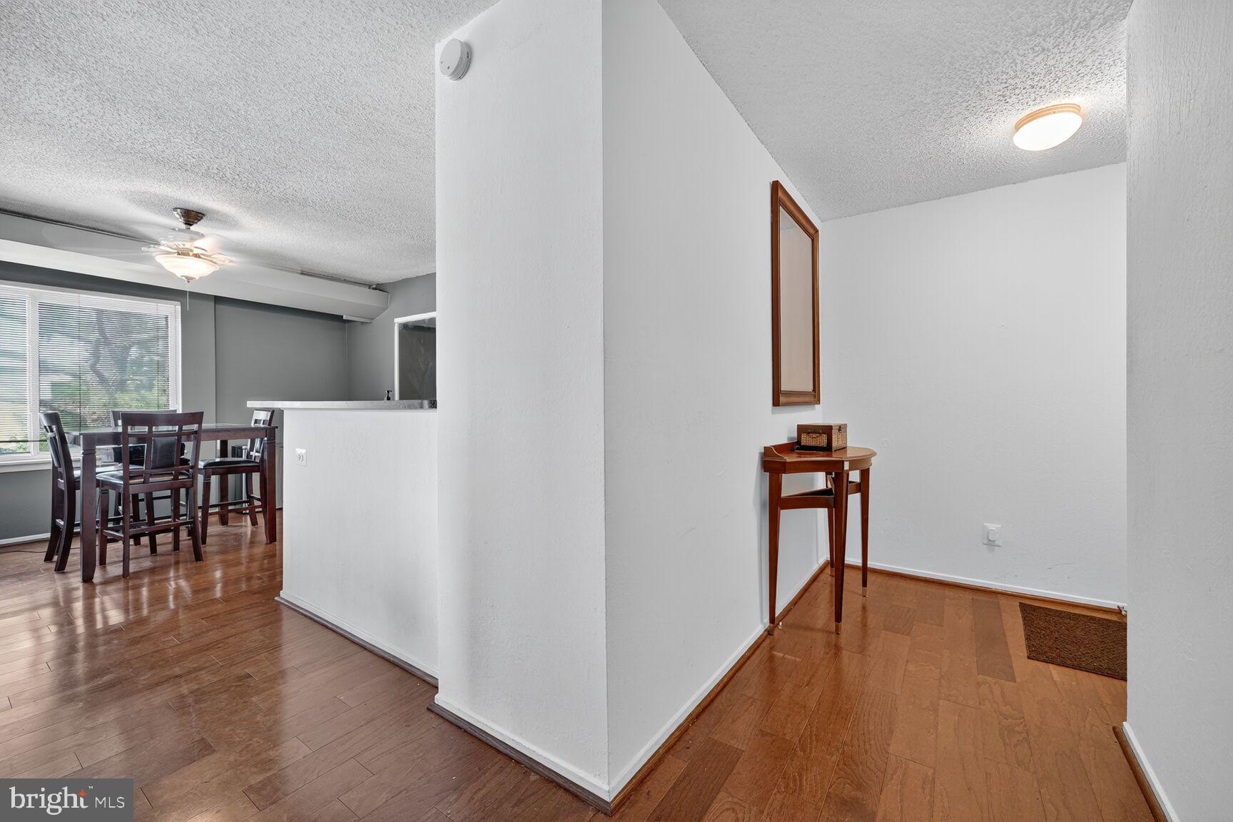 EOS TWENTY-ONE - Residential Lease