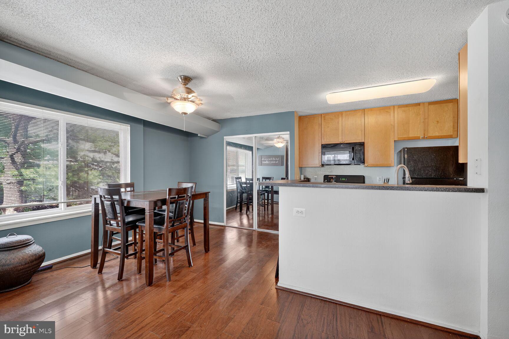 EOS TWENTY-ONE - Residential Lease