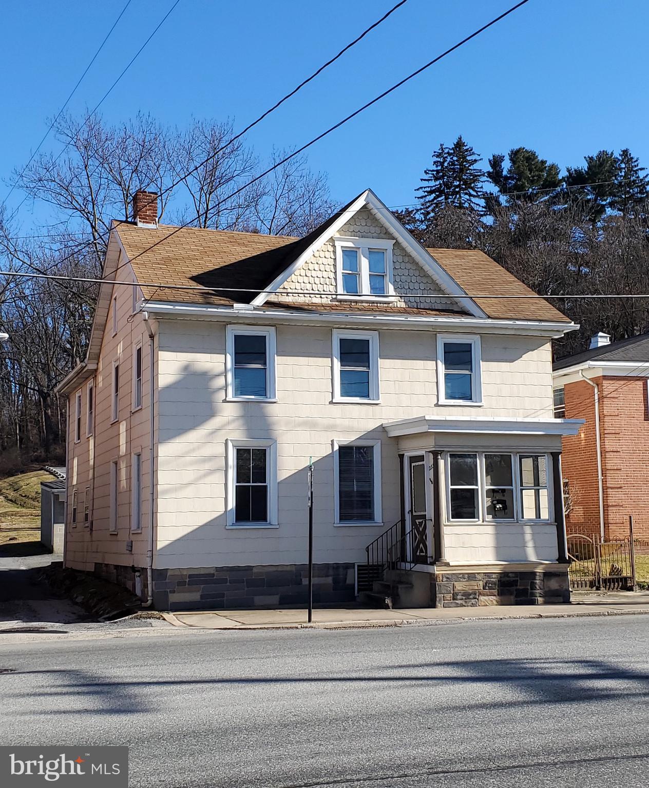 WAYNESBORO BOROUGH - Residential Lease