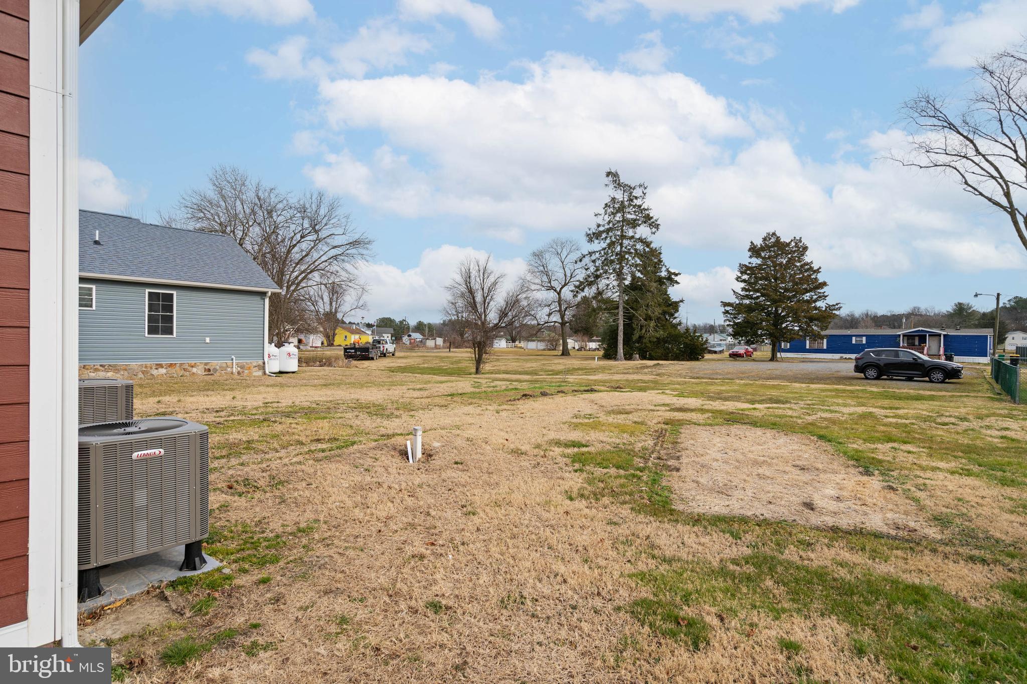 FARMINGTON - Residential