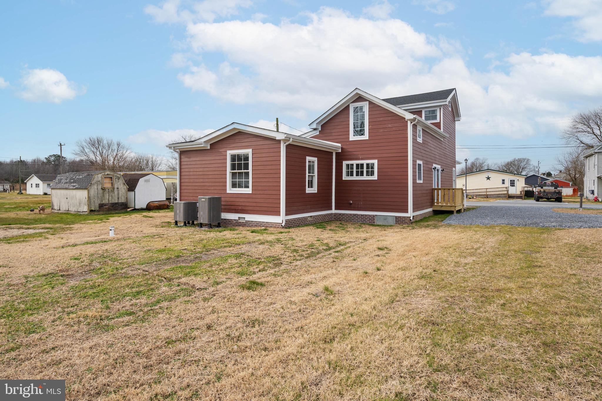 FARMINGTON - Residential