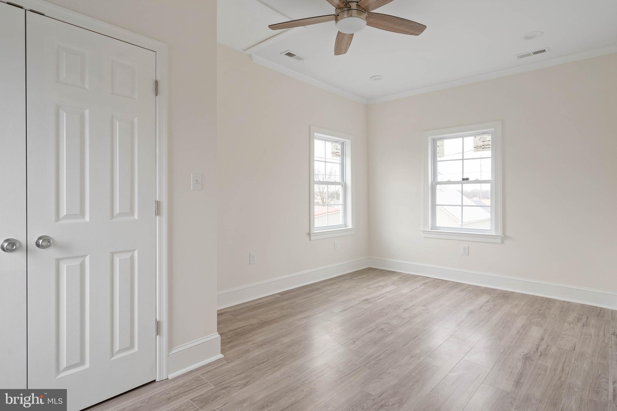 FARMINGTON - Residential