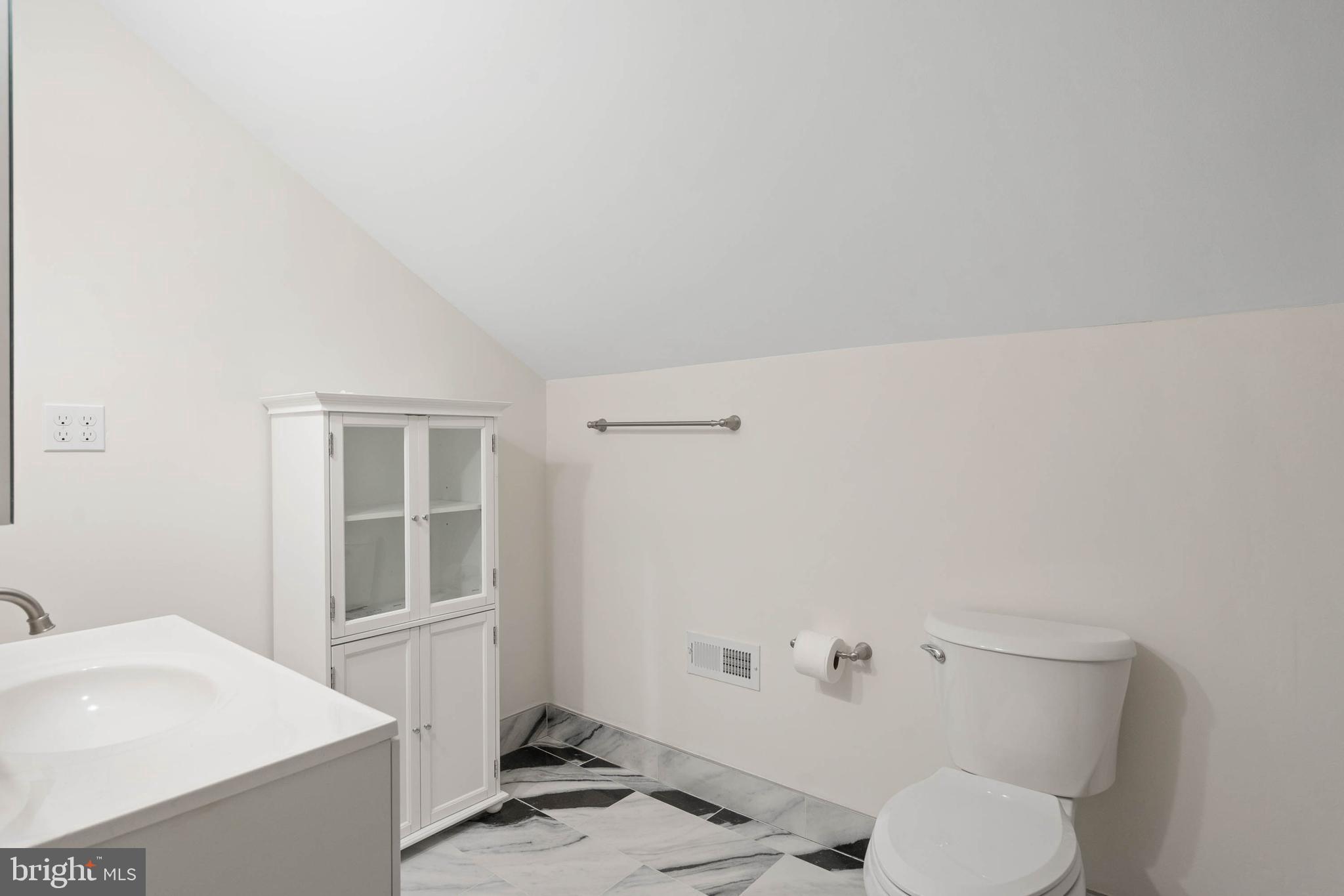 FARMINGTON - Residential