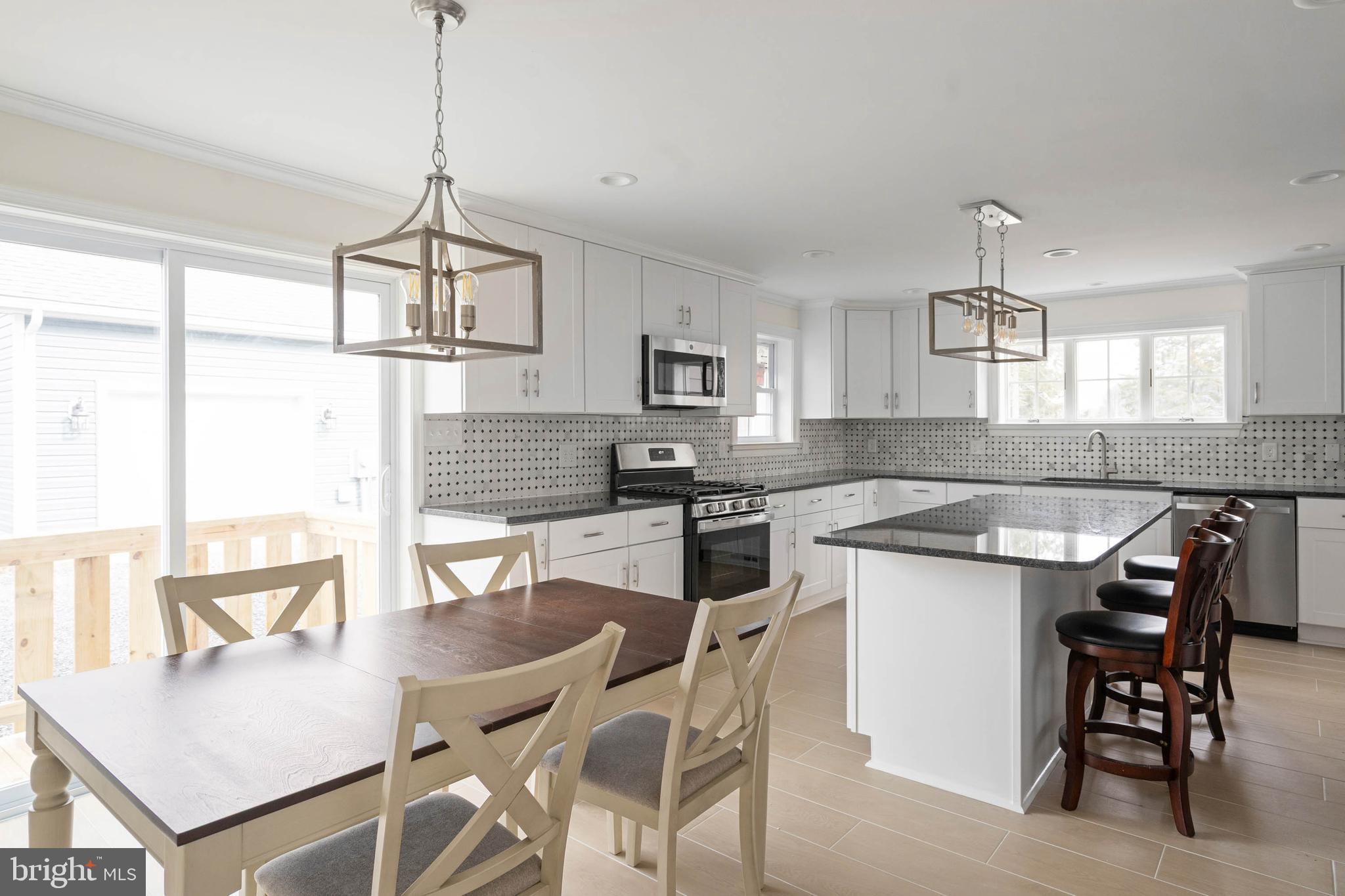 FARMINGTON - Residential