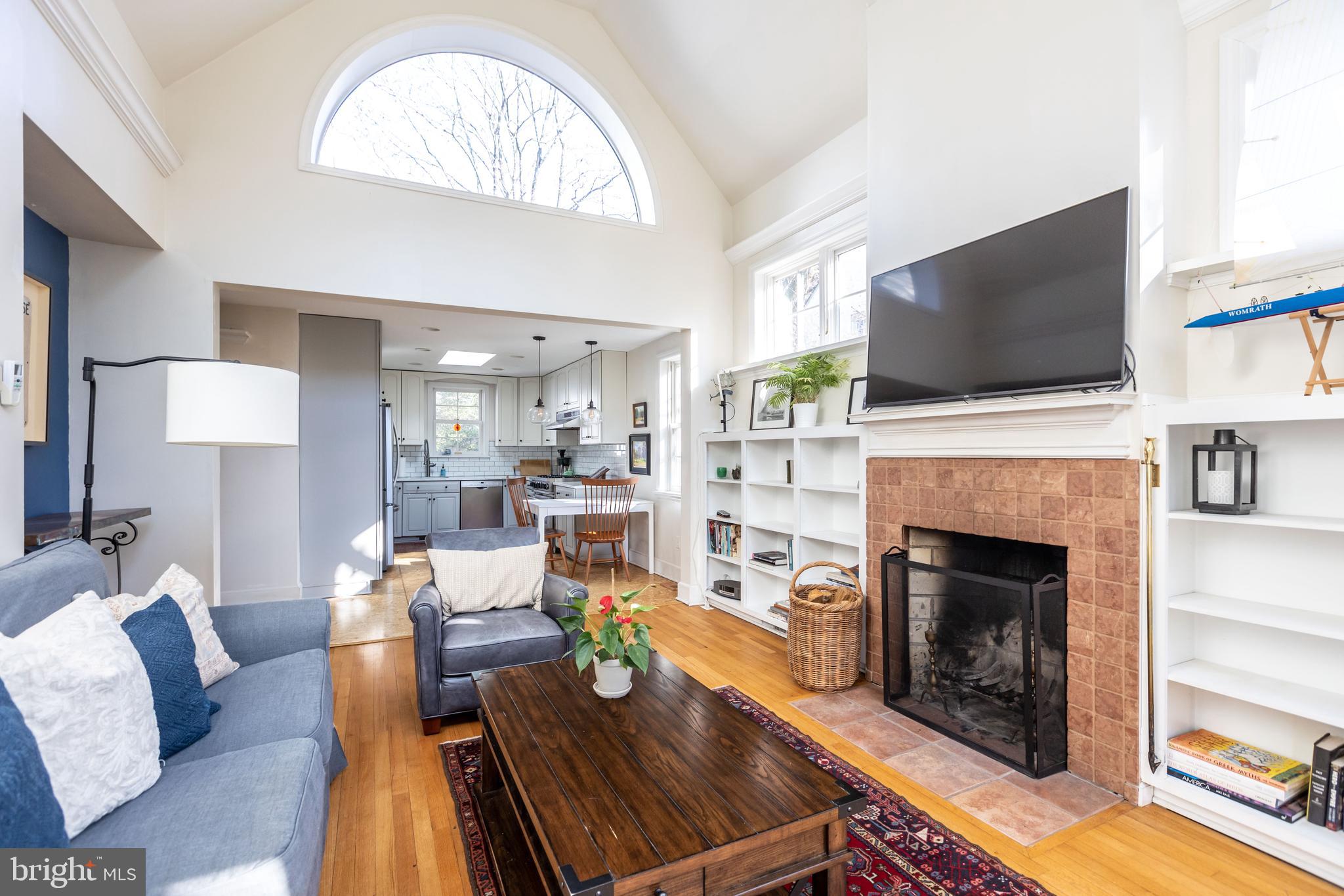 ROLAND PARK - Residential