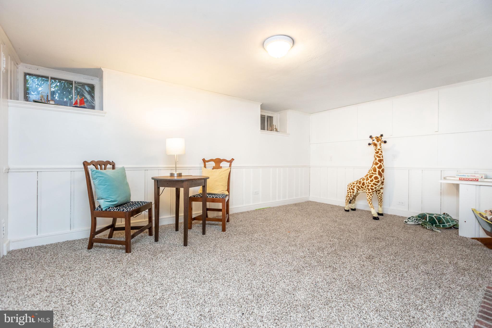 ROLAND PARK - Residential