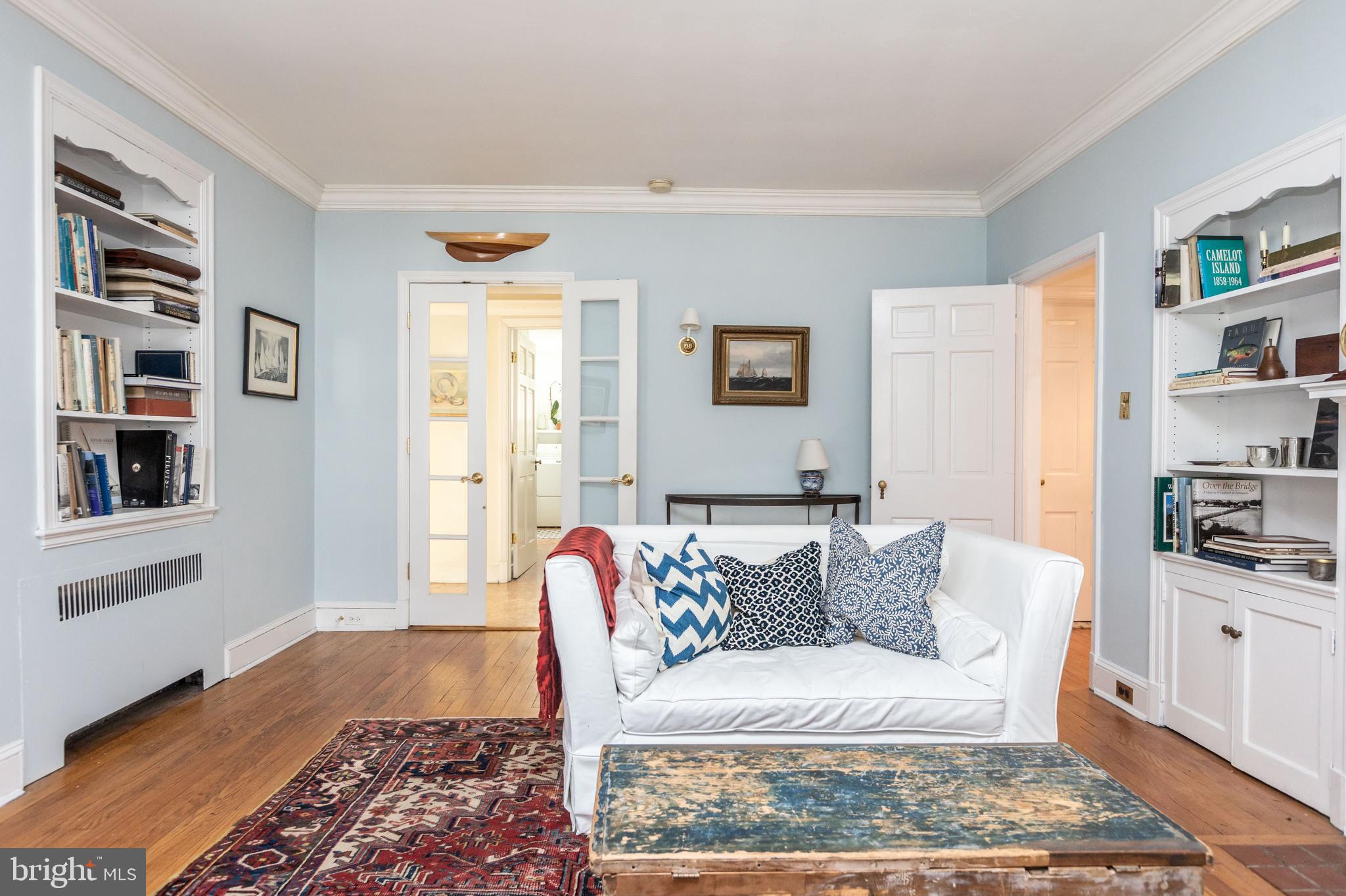 ROLAND PARK - Residential