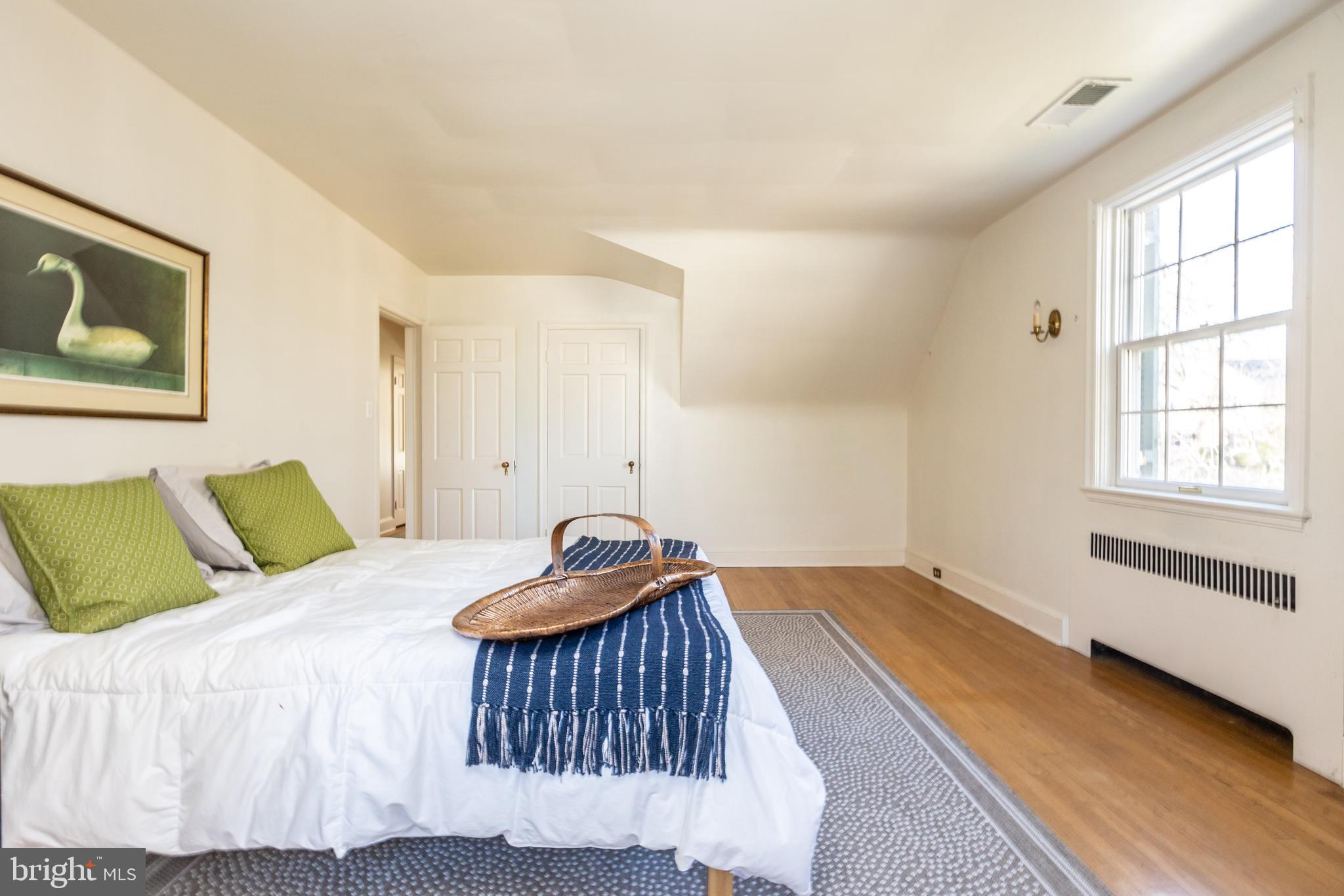 ROLAND PARK - Residential