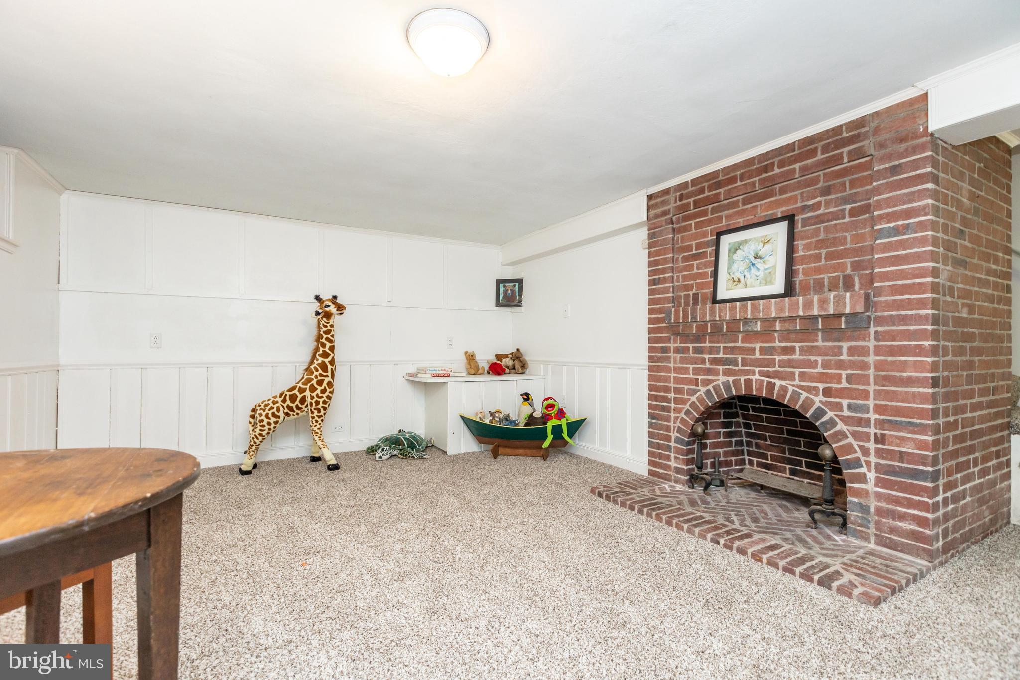 ROLAND PARK - Residential