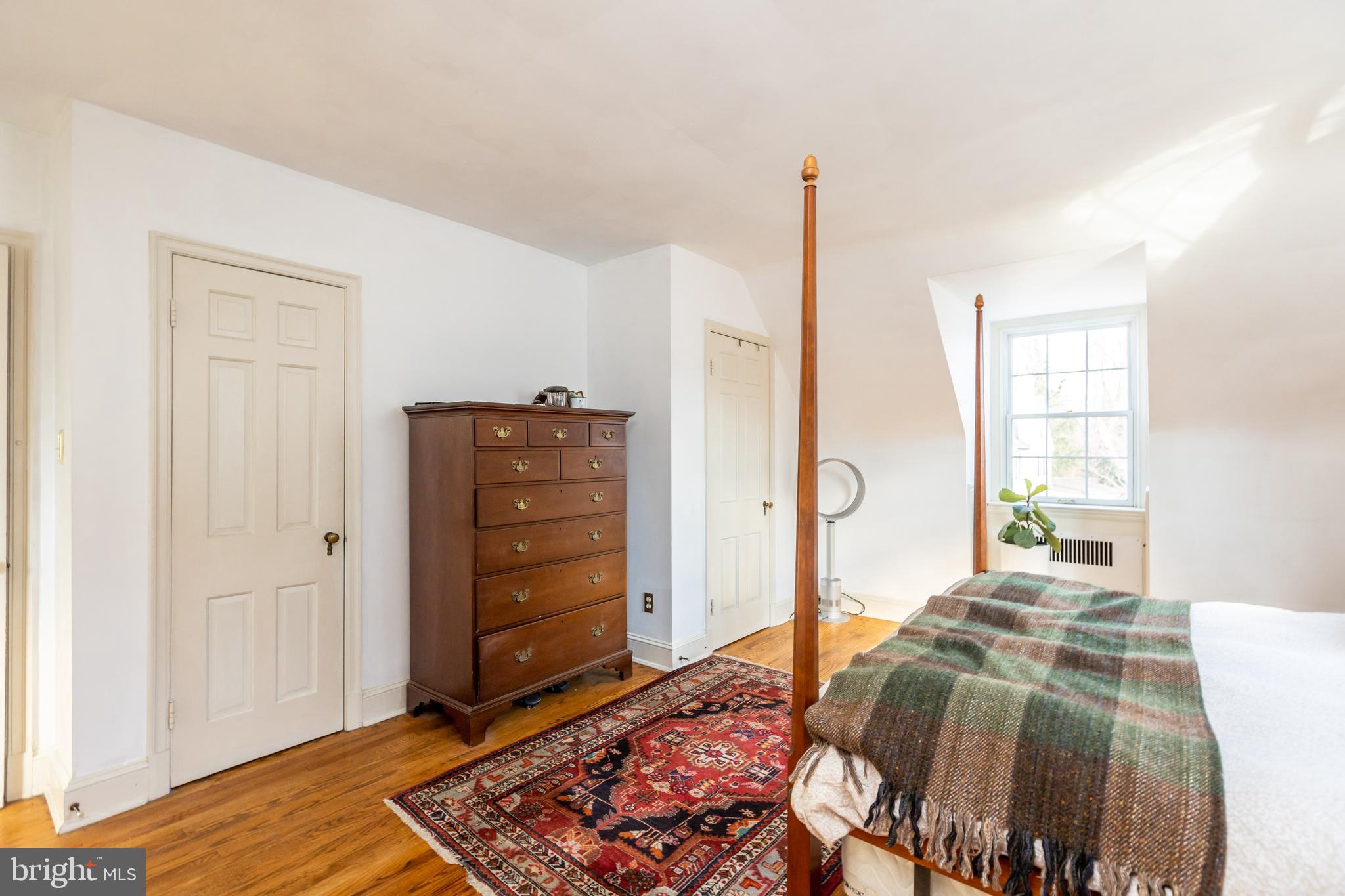 ROLAND PARK - Residential