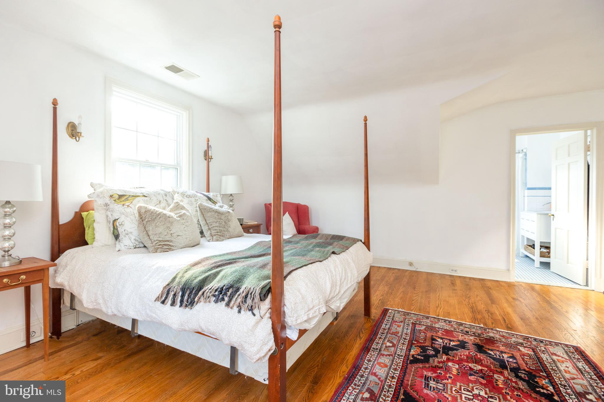 ROLAND PARK - Residential