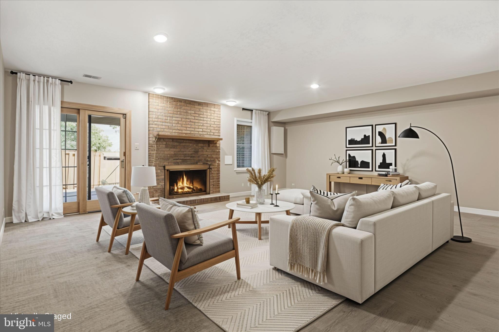 KINGSTOWNE - Residential
