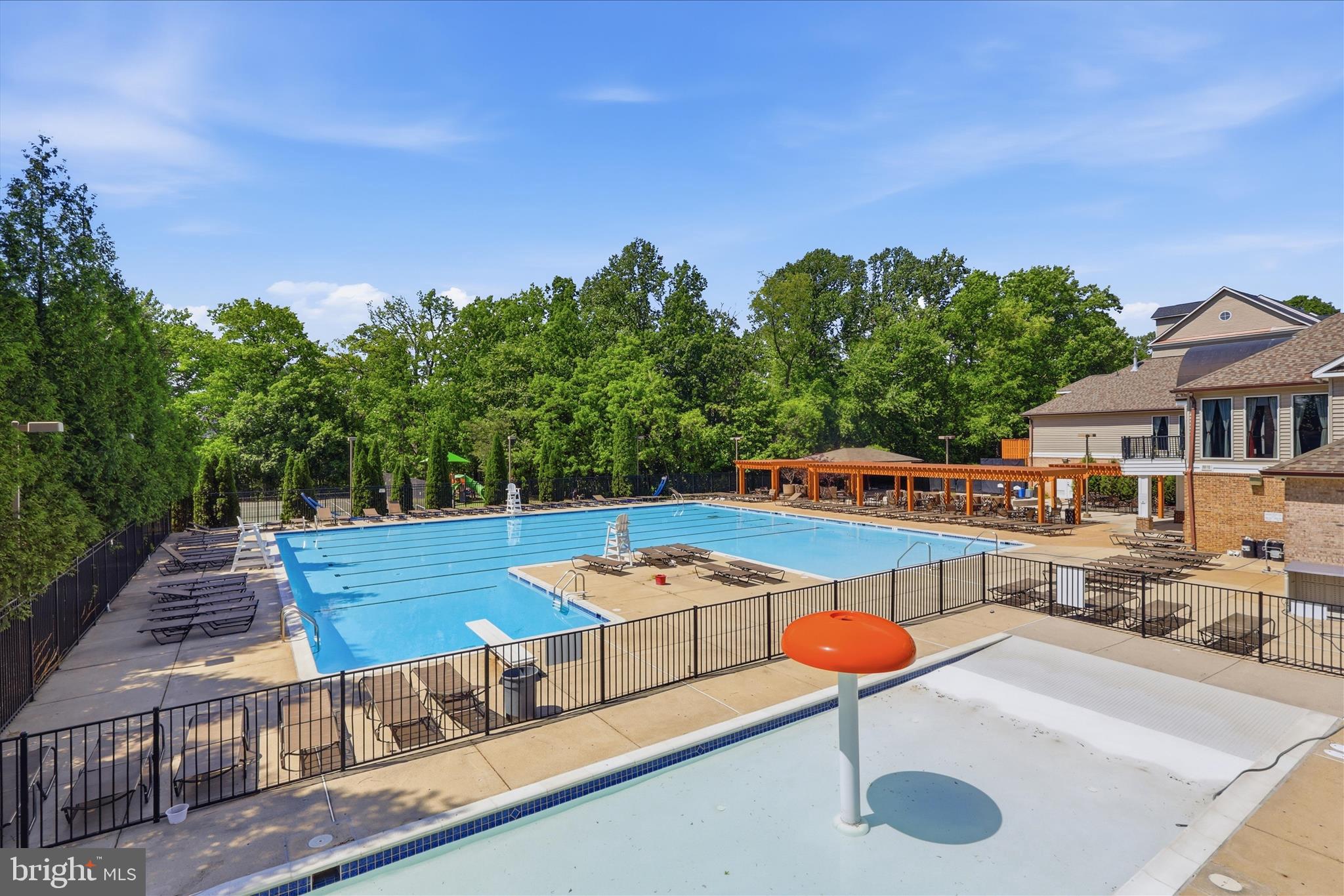 KINGSTOWNE - Residential