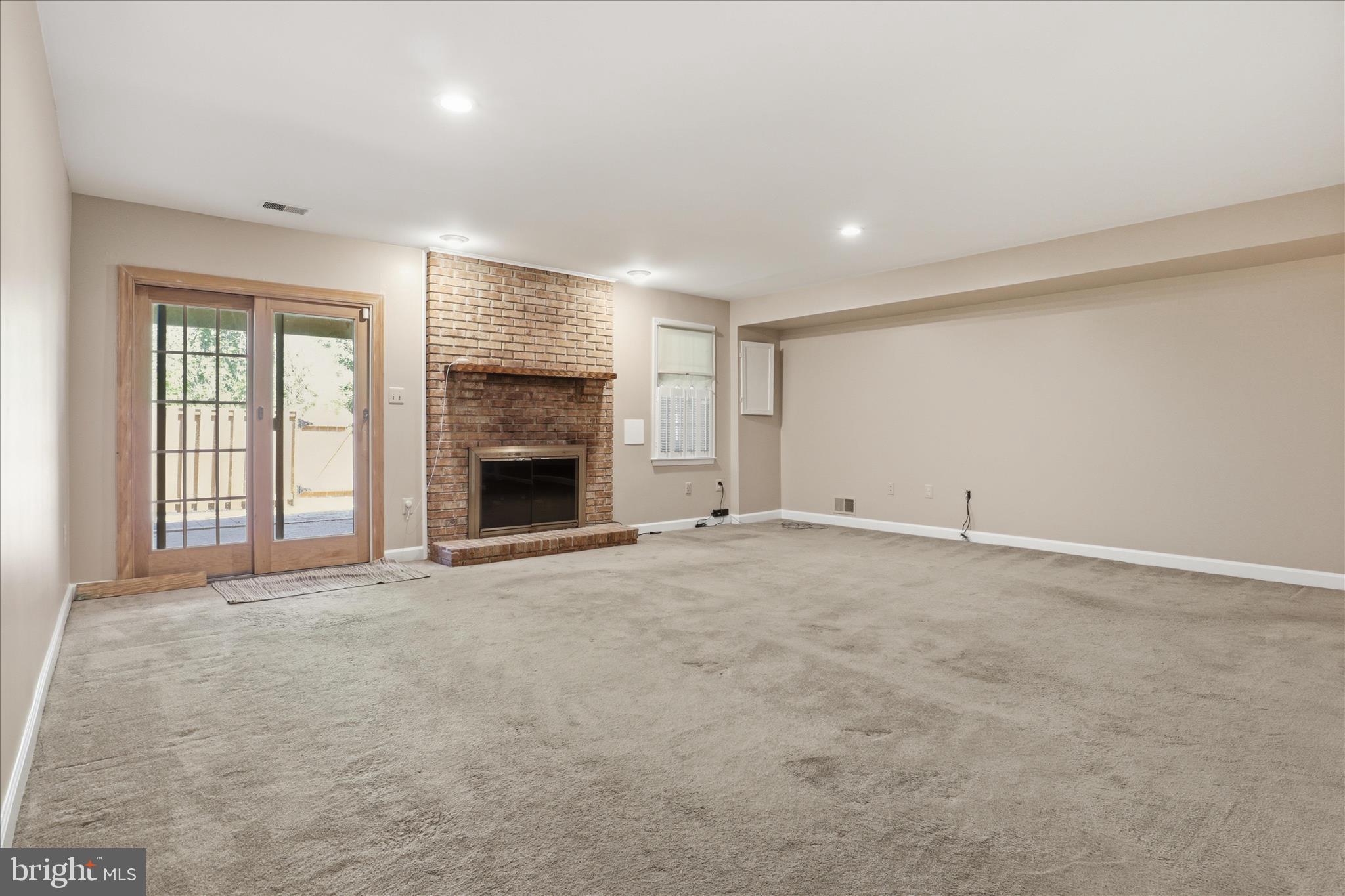 KINGSTOWNE - Residential
