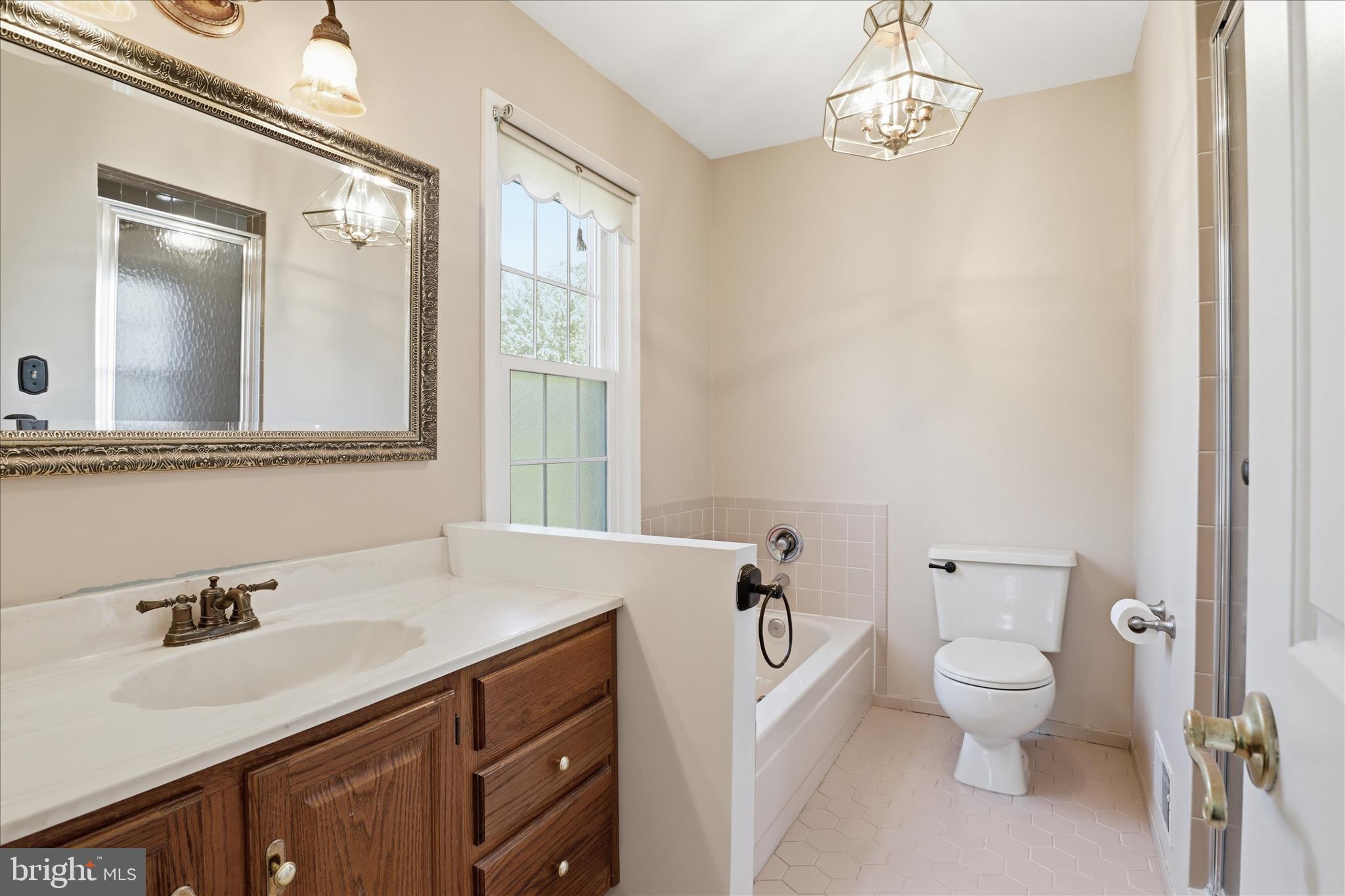 KINGSTOWNE - Residential