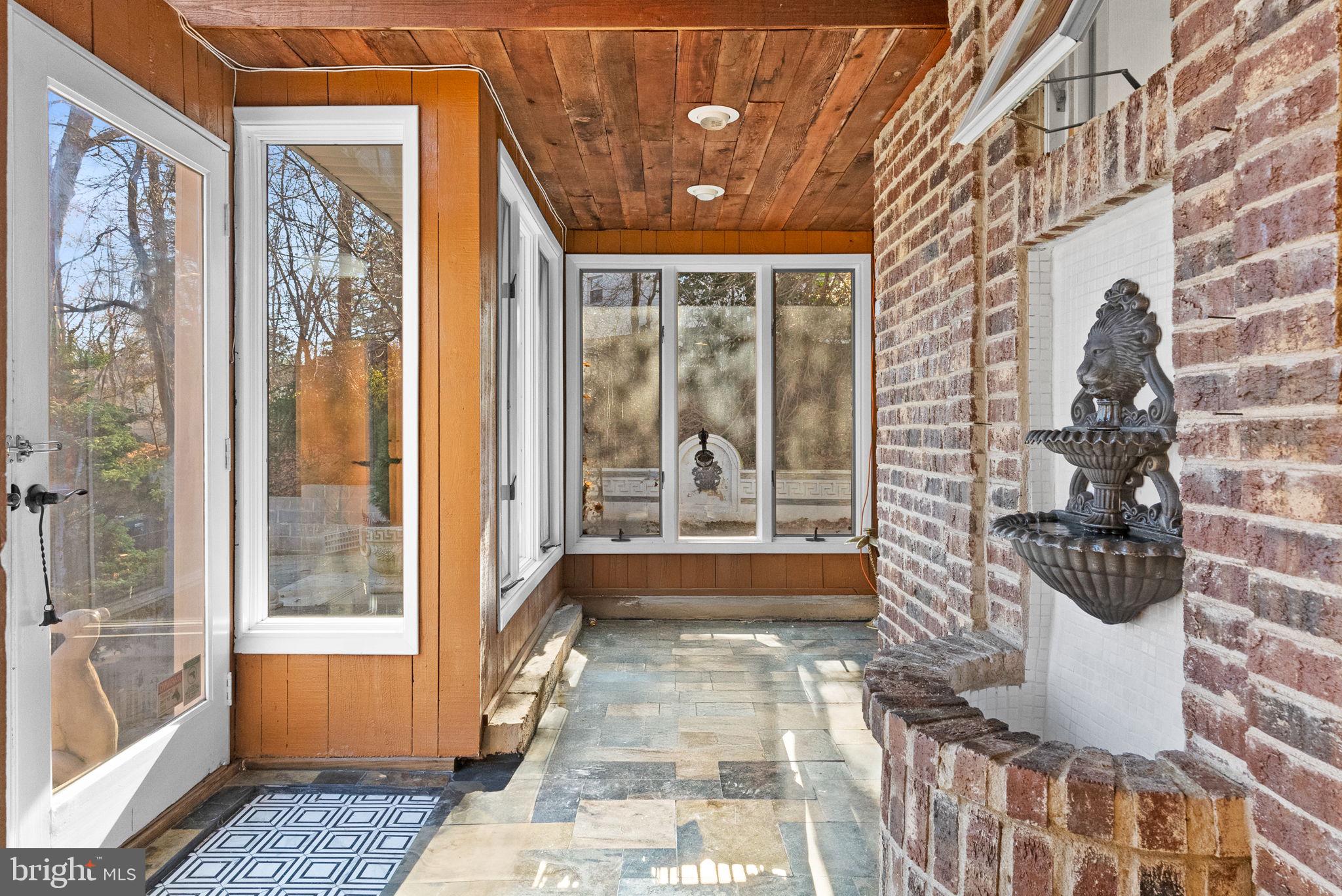 108 GLEN VALLEY ROAD