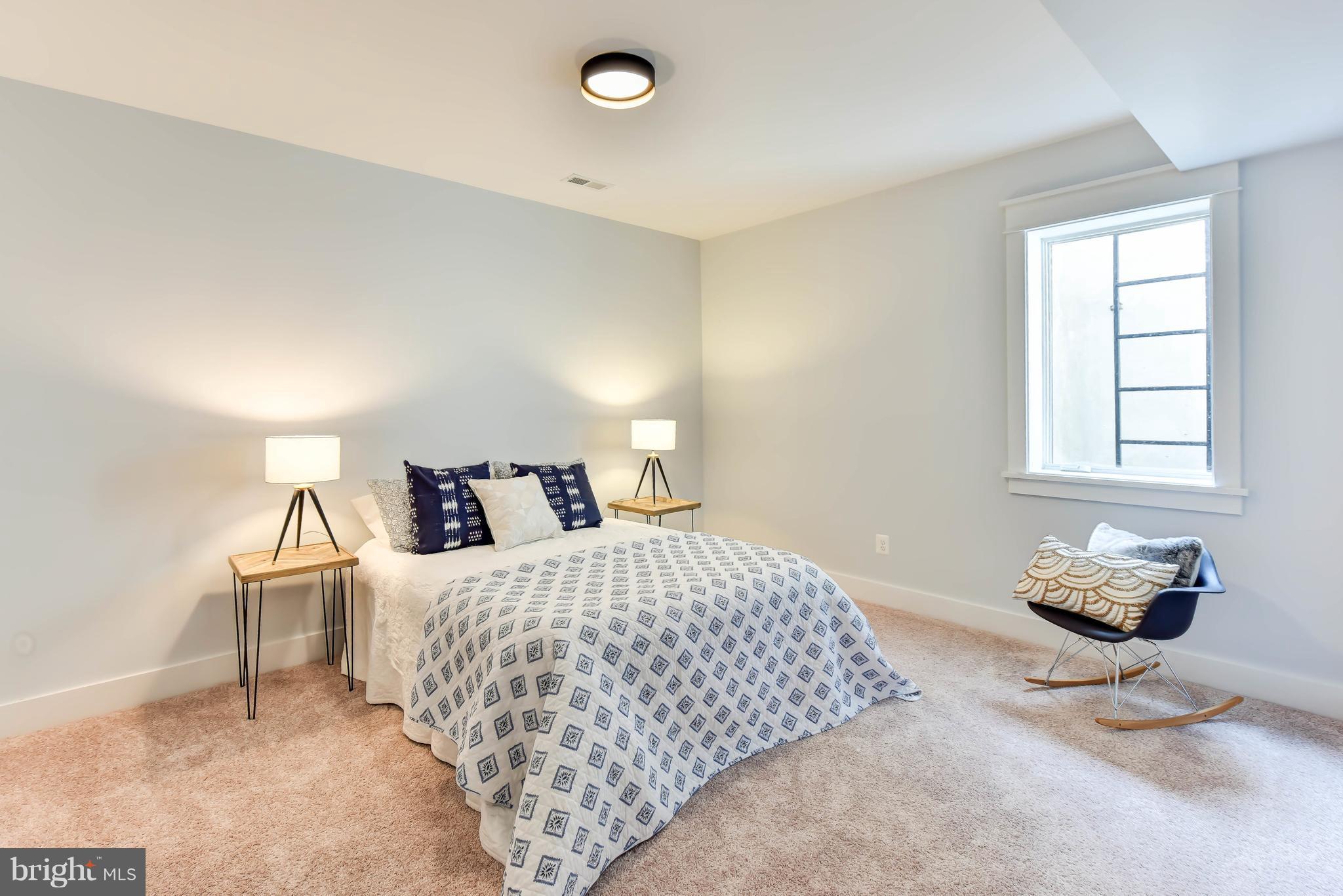 BERKSHIRE OAKWOOD - Residential