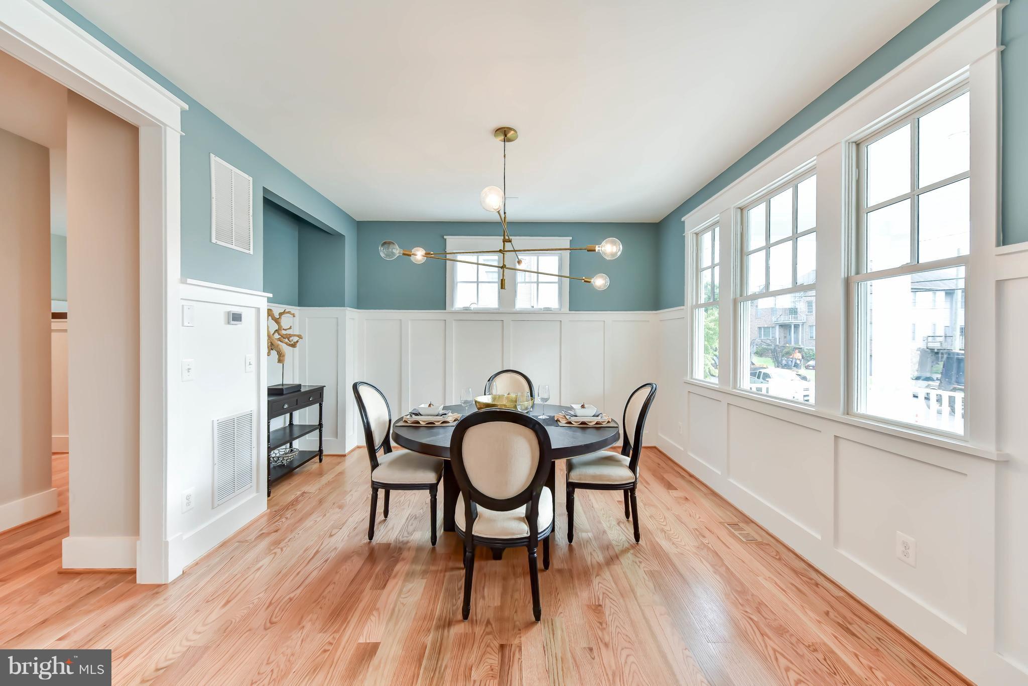 BERKSHIRE OAKWOOD - Residential