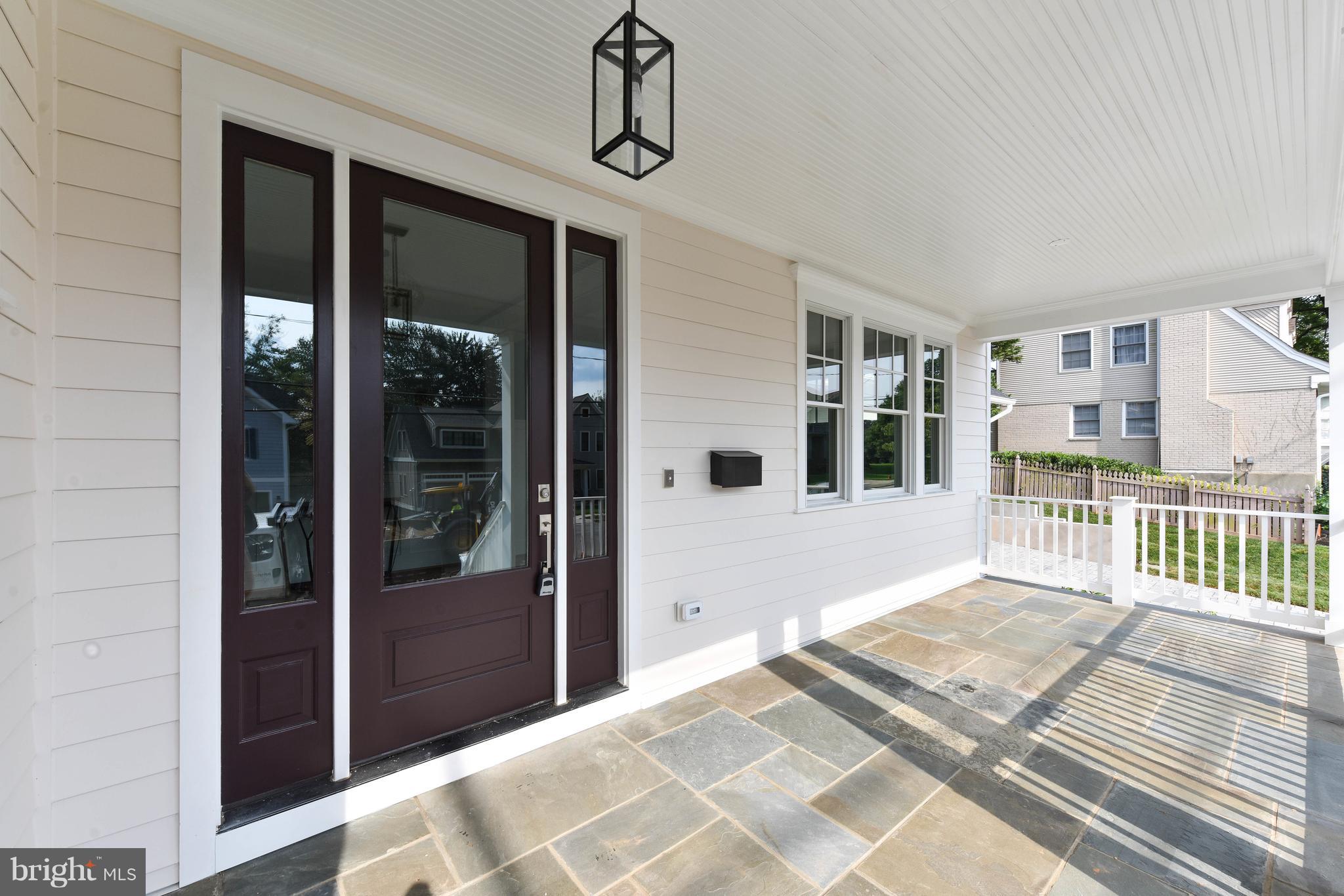 BERKSHIRE OAKWOOD - Residential