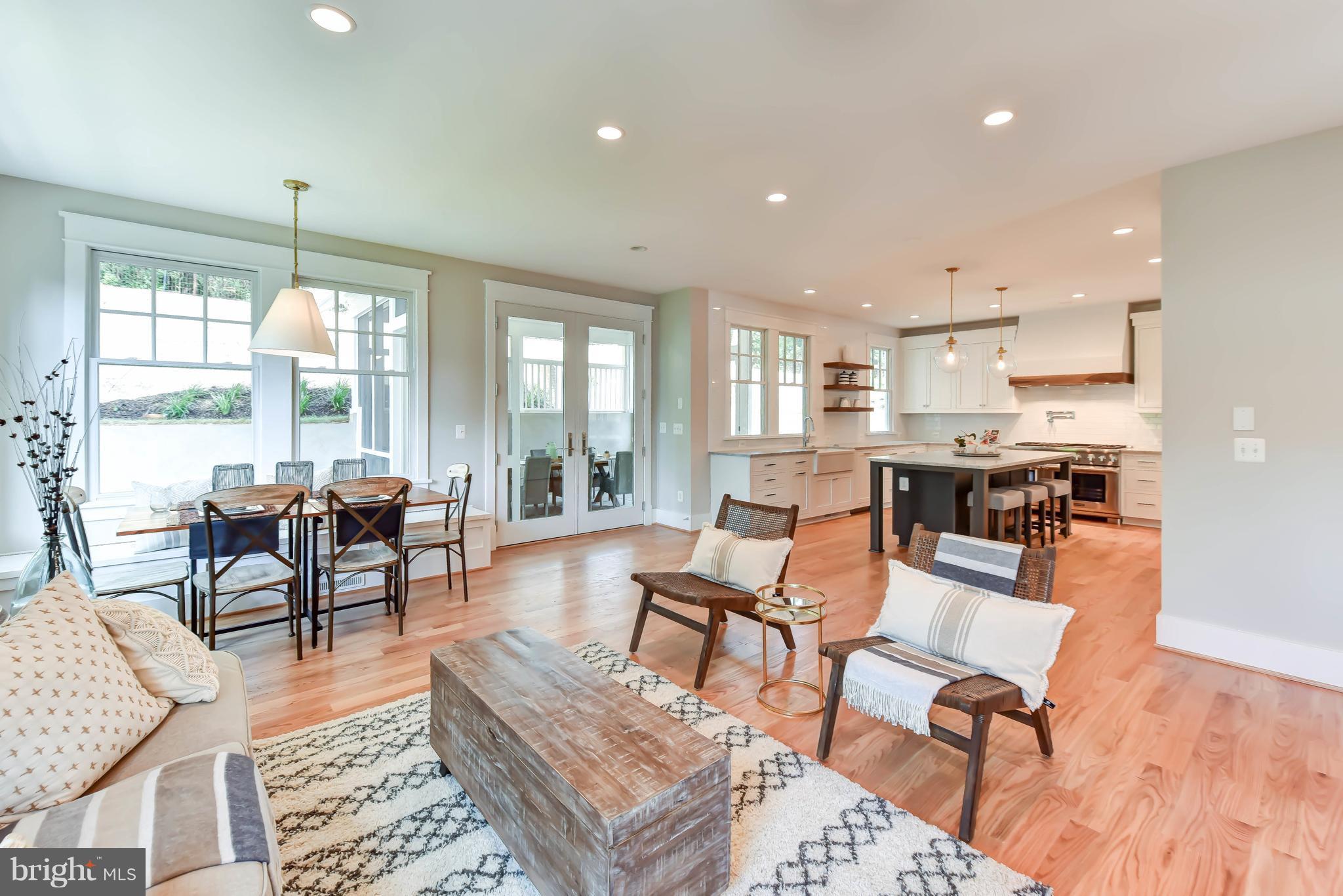 BERKSHIRE OAKWOOD - Residential