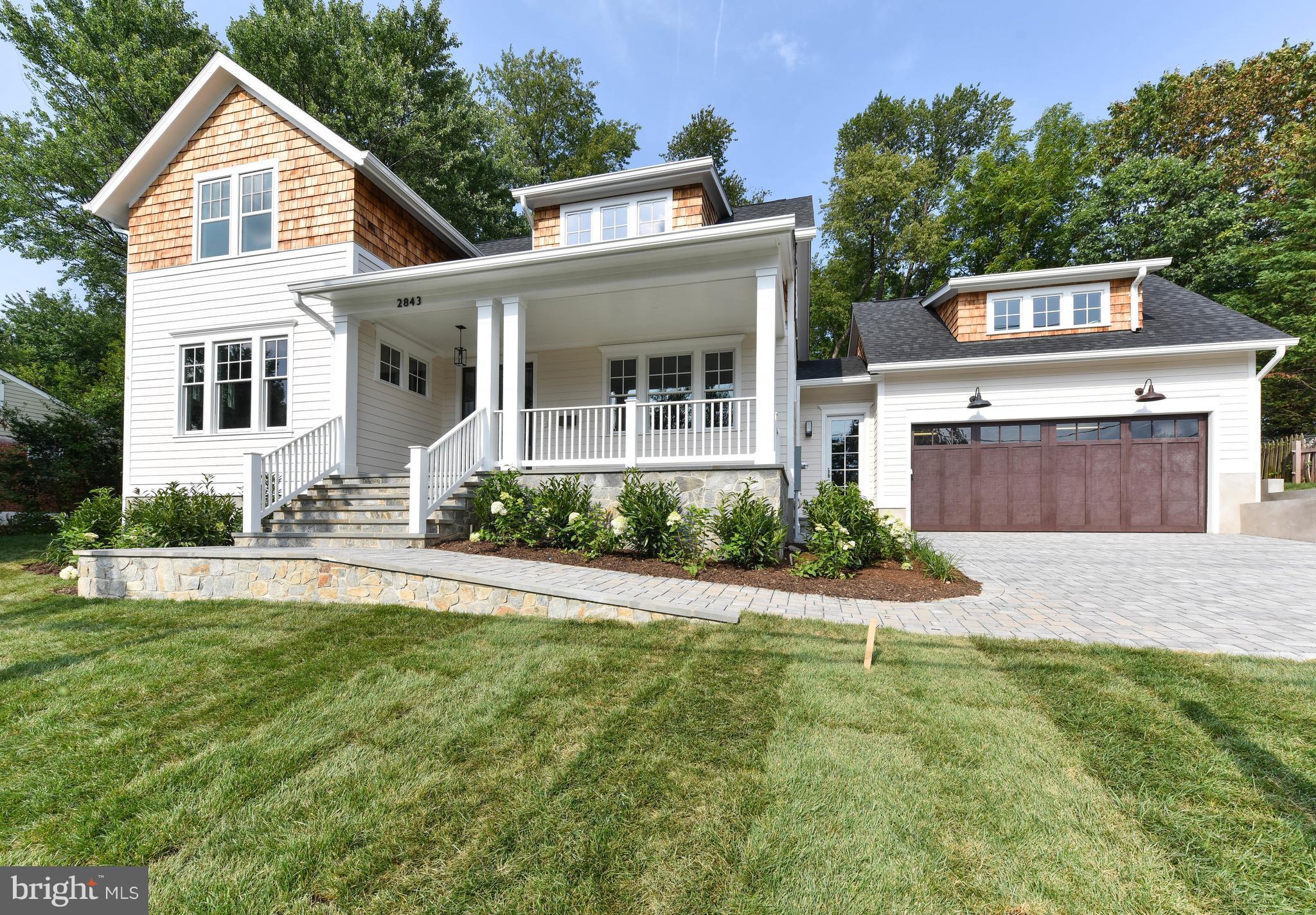 BERKSHIRE OAKWOOD - Residential