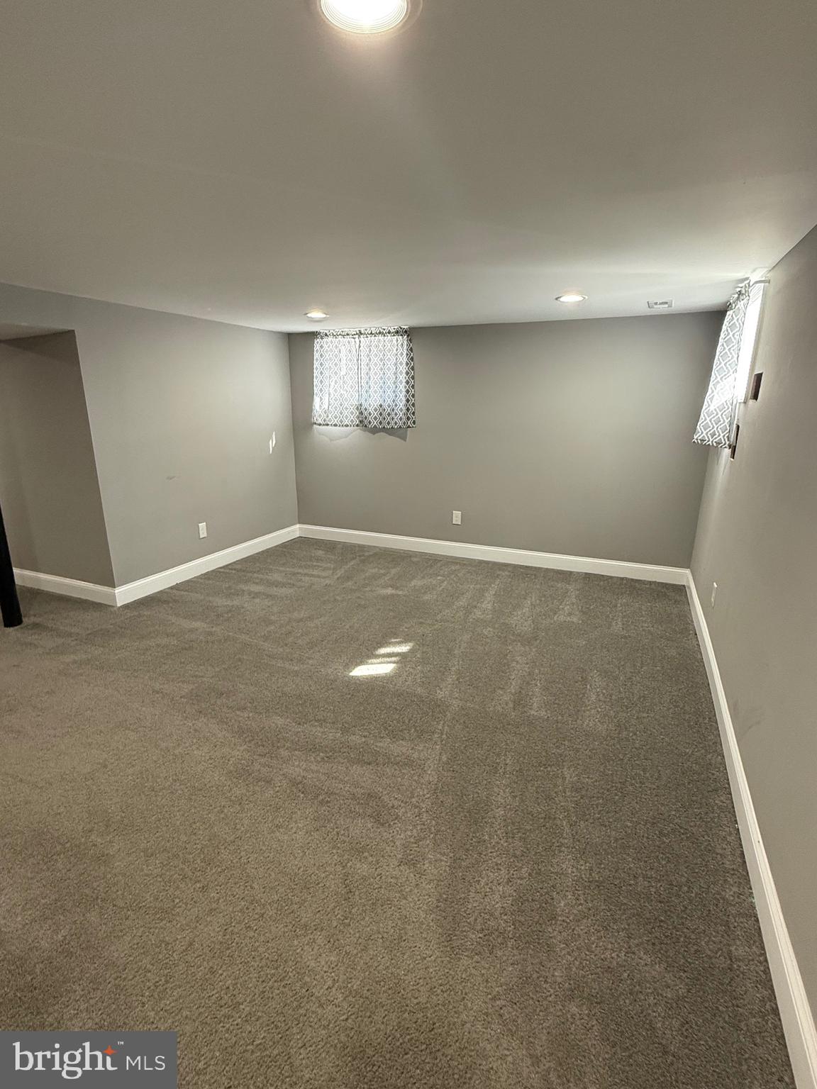CALVERTON HEIGHTS - Residential