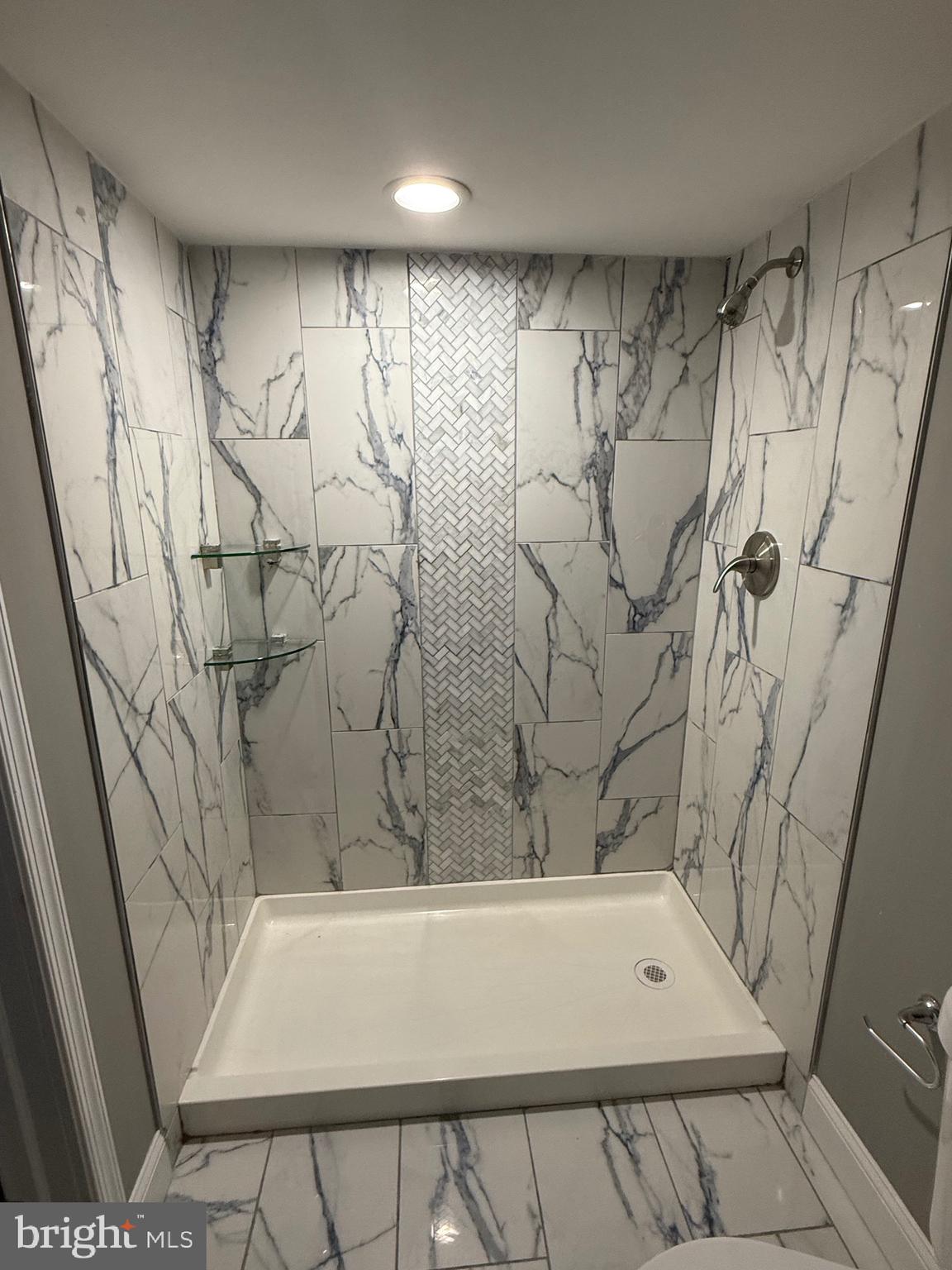 CALVERTON HEIGHTS - Residential
