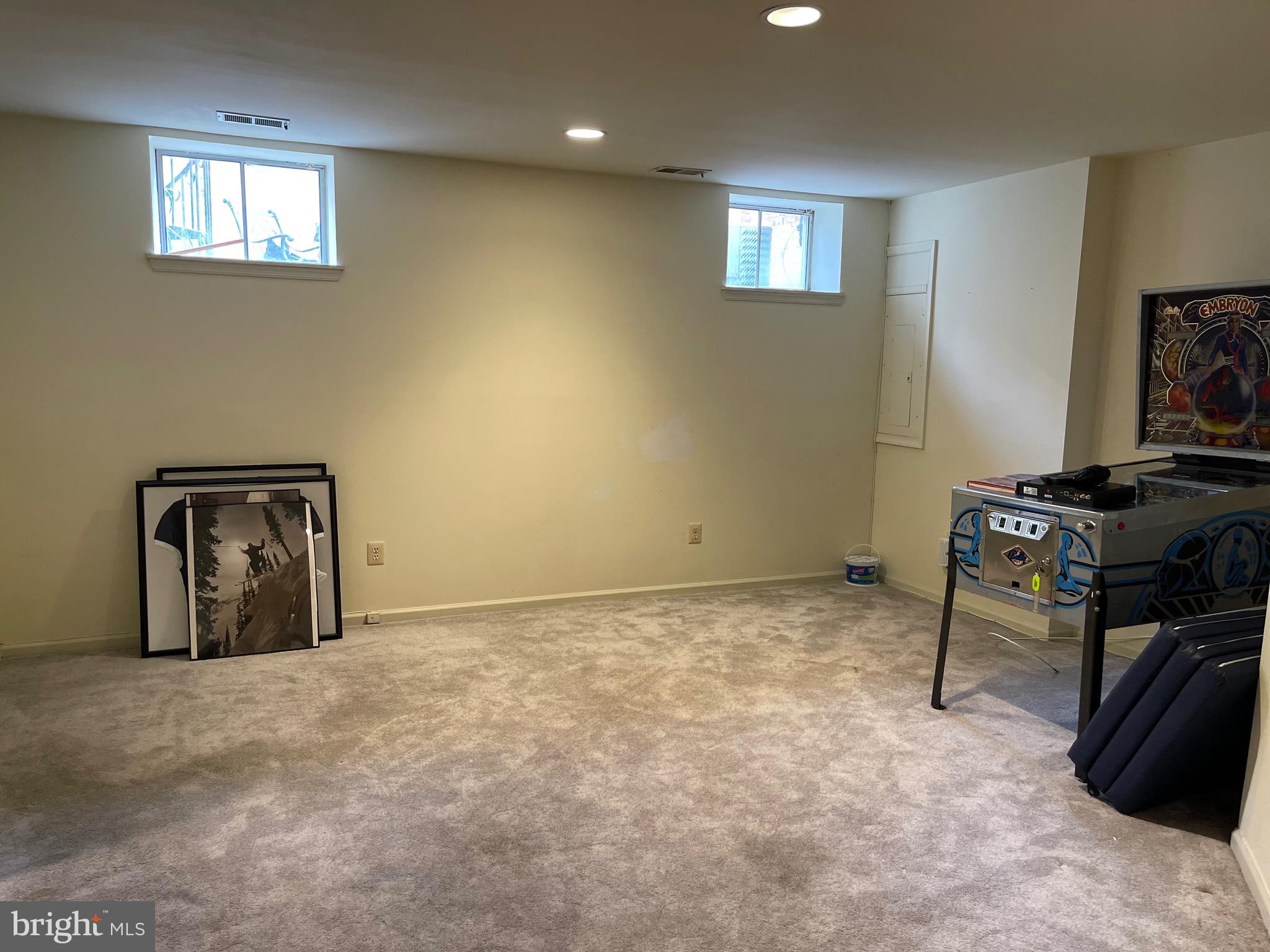 TIMBERLAWN - Residential Lease