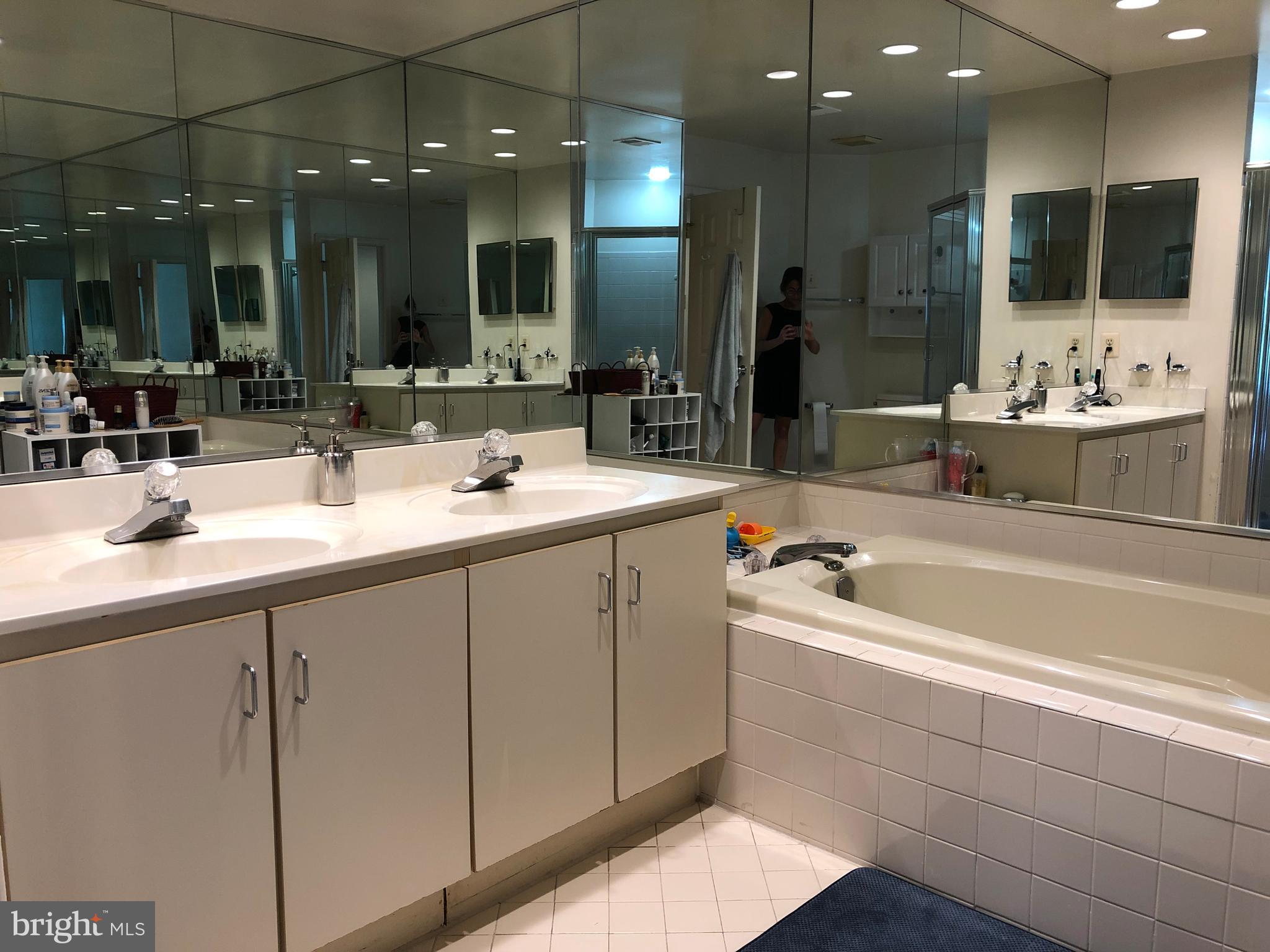 TIMBERLAWN - Residential Lease