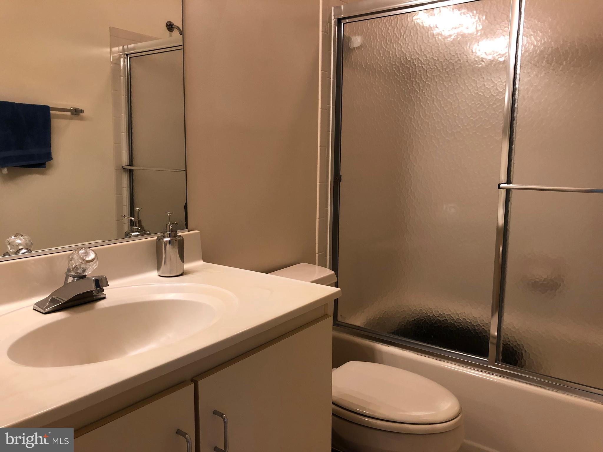 TIMBERLAWN - Residential Lease