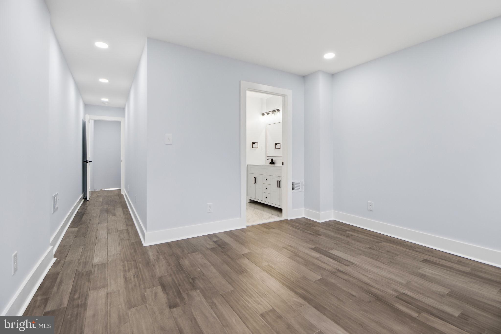 WAVERLY - Residential