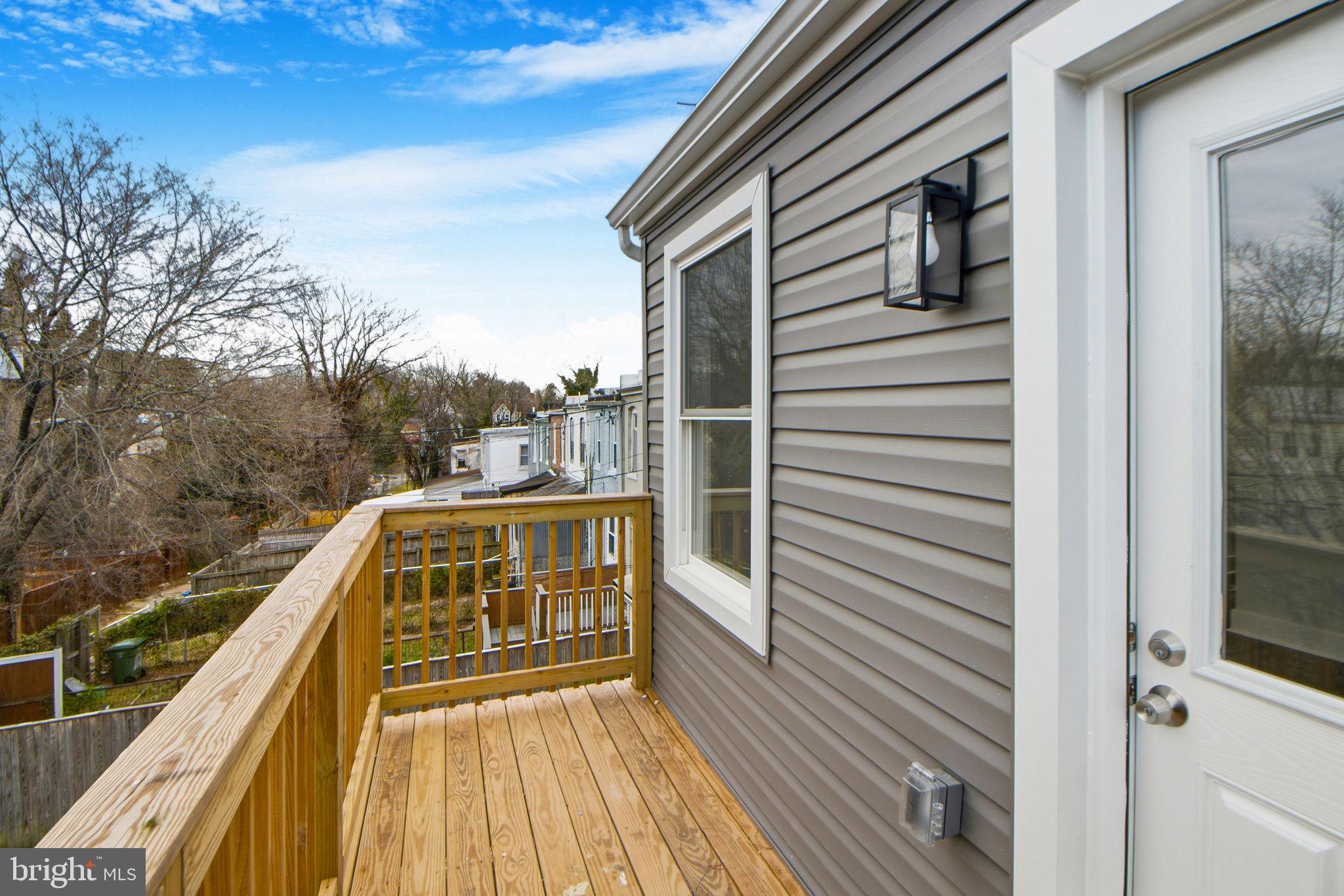 WAVERLY - Residential