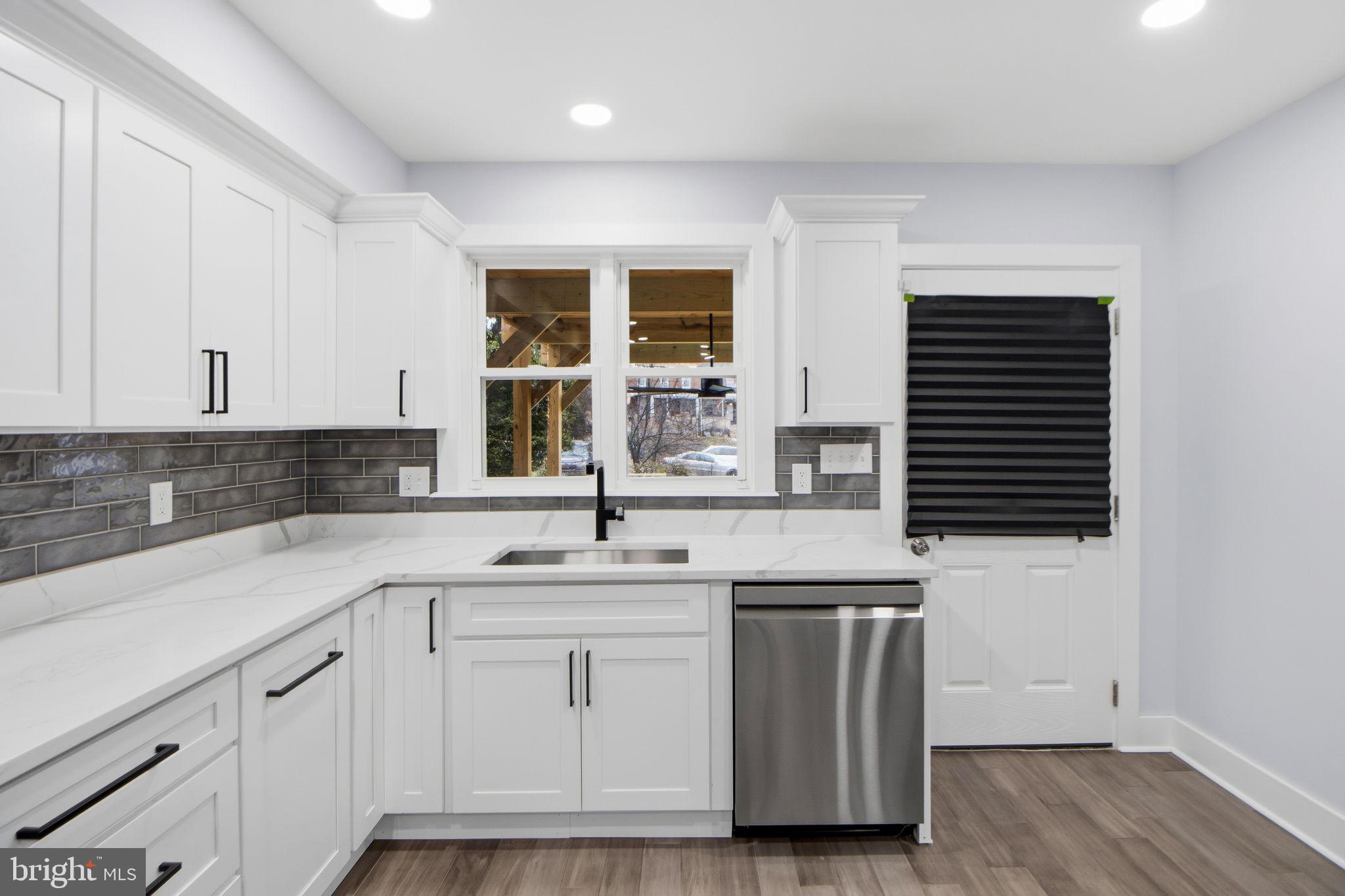 WAVERLY - Residential