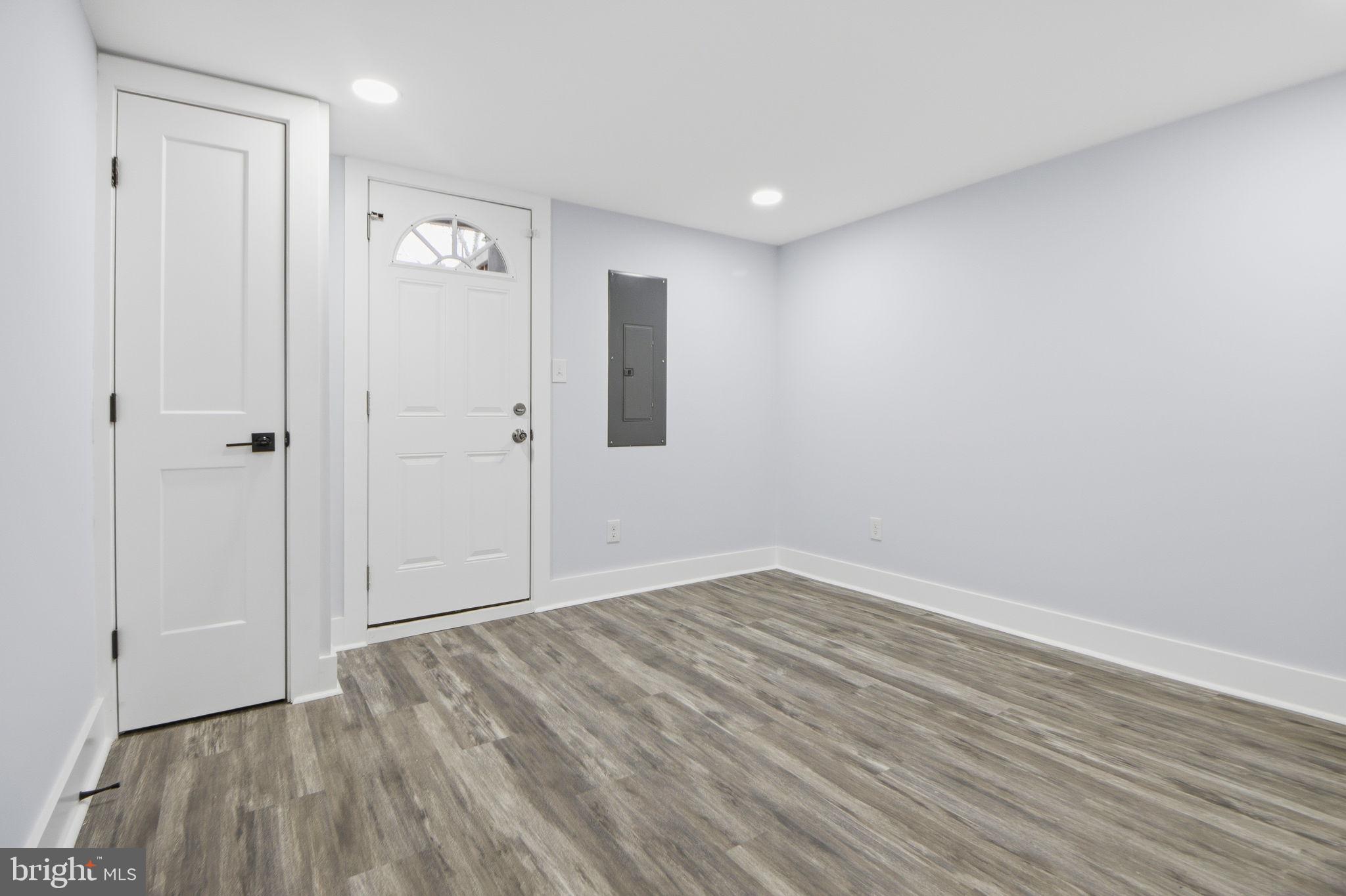 WAVERLY - Residential